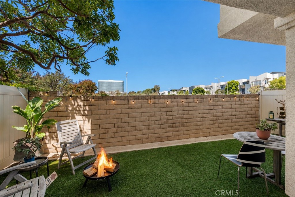 5439 Marine Avenue
