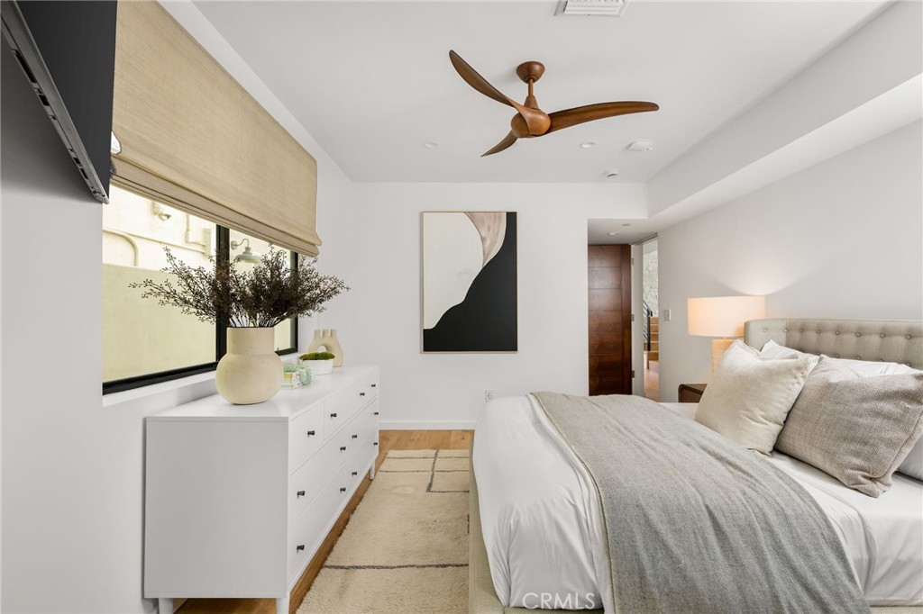 232 6th Street