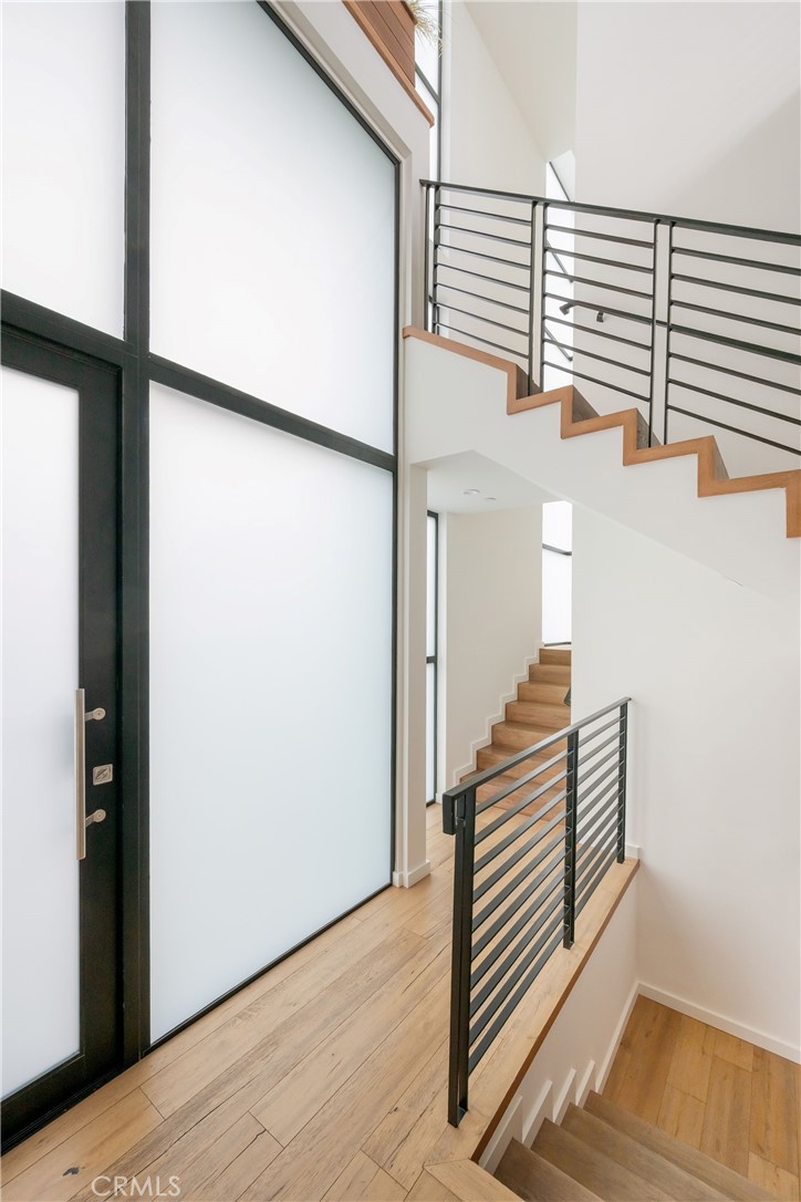 232 6th Street