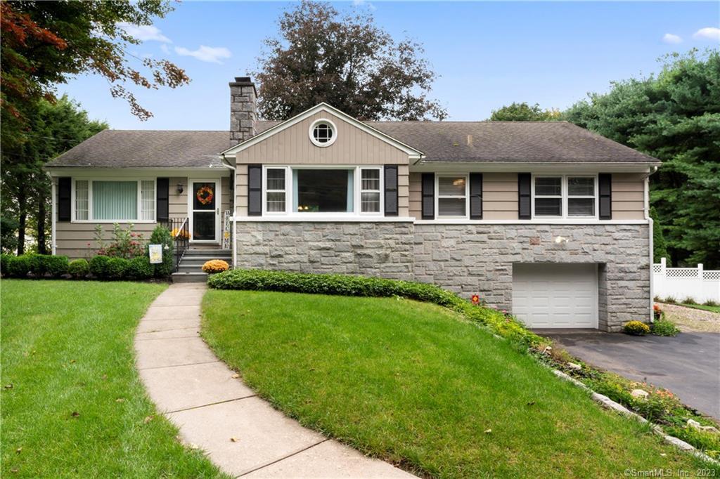 408 Hawthorne Avenue