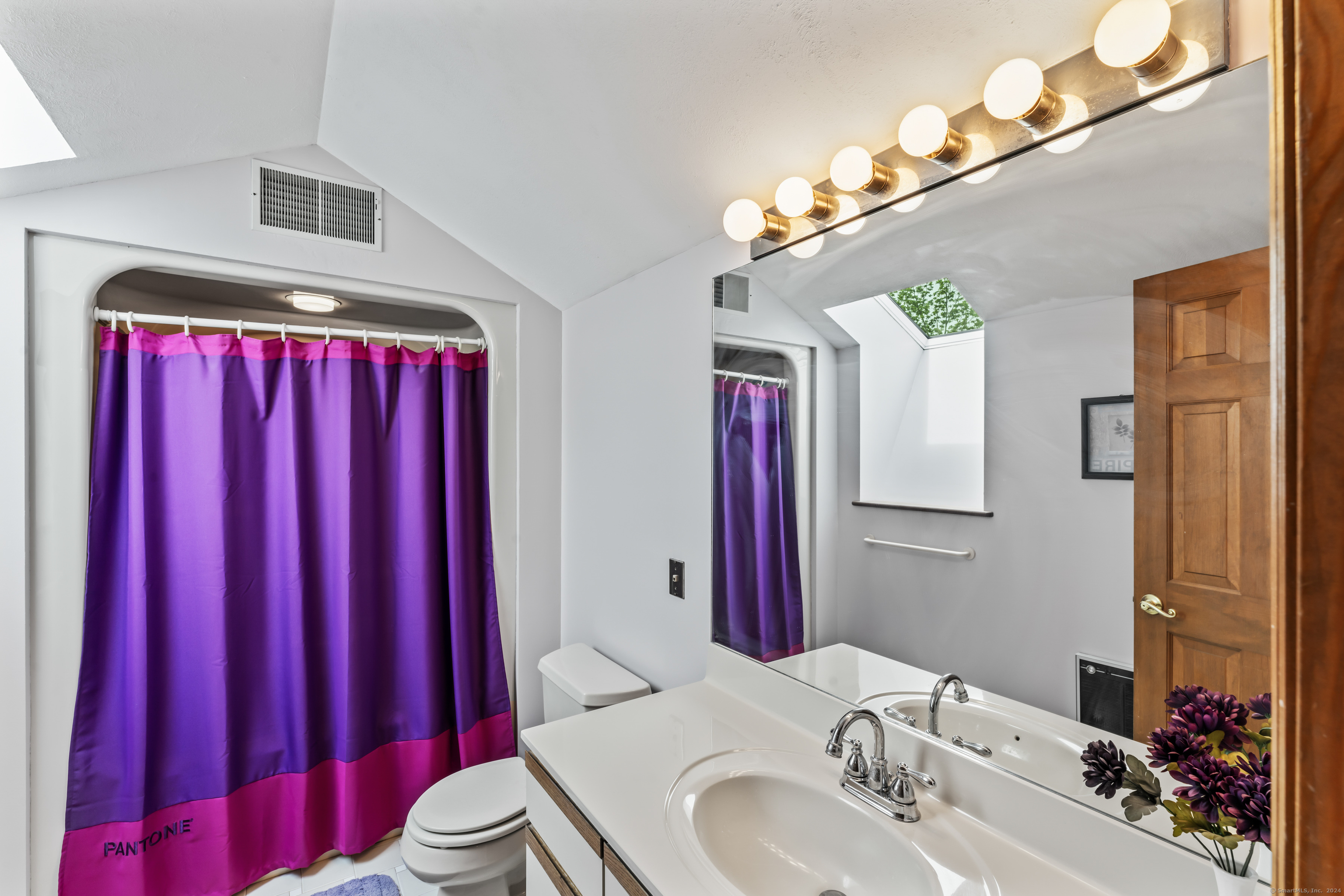 24 Edgewood Street