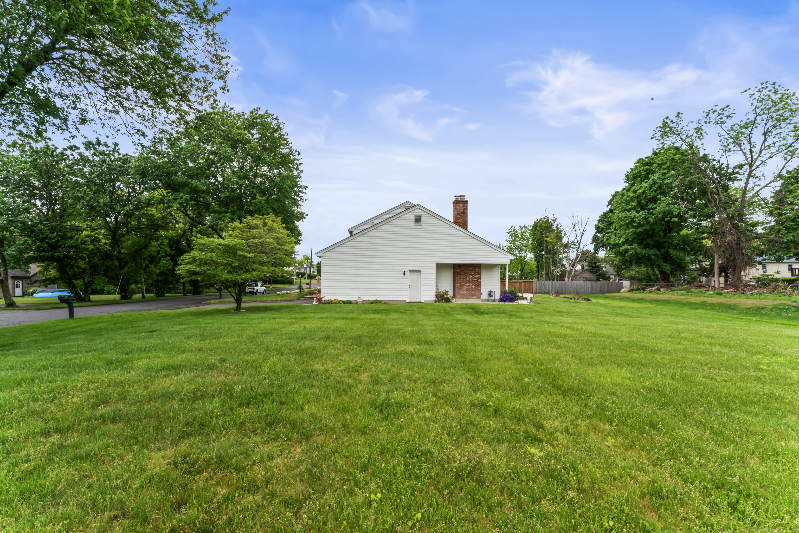 24 Edgewood Street