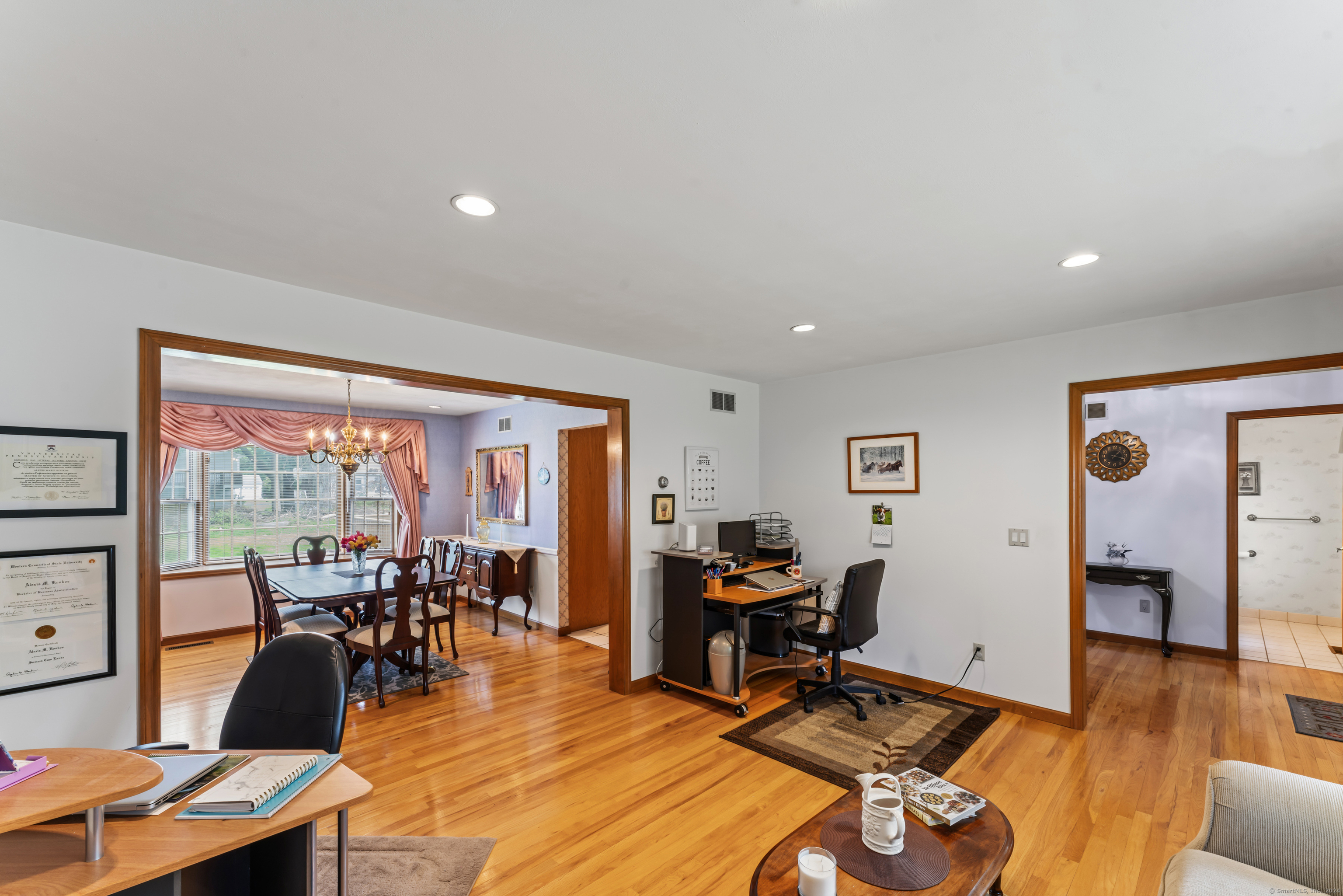 24 Edgewood Street