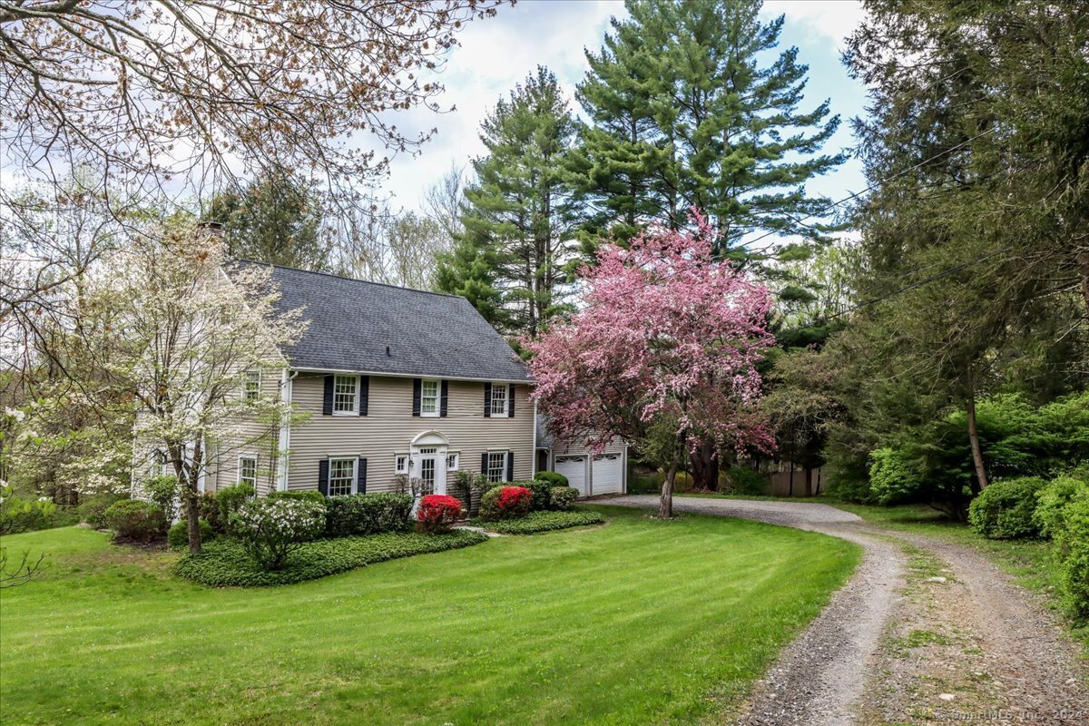 27 Gelding Hill Road