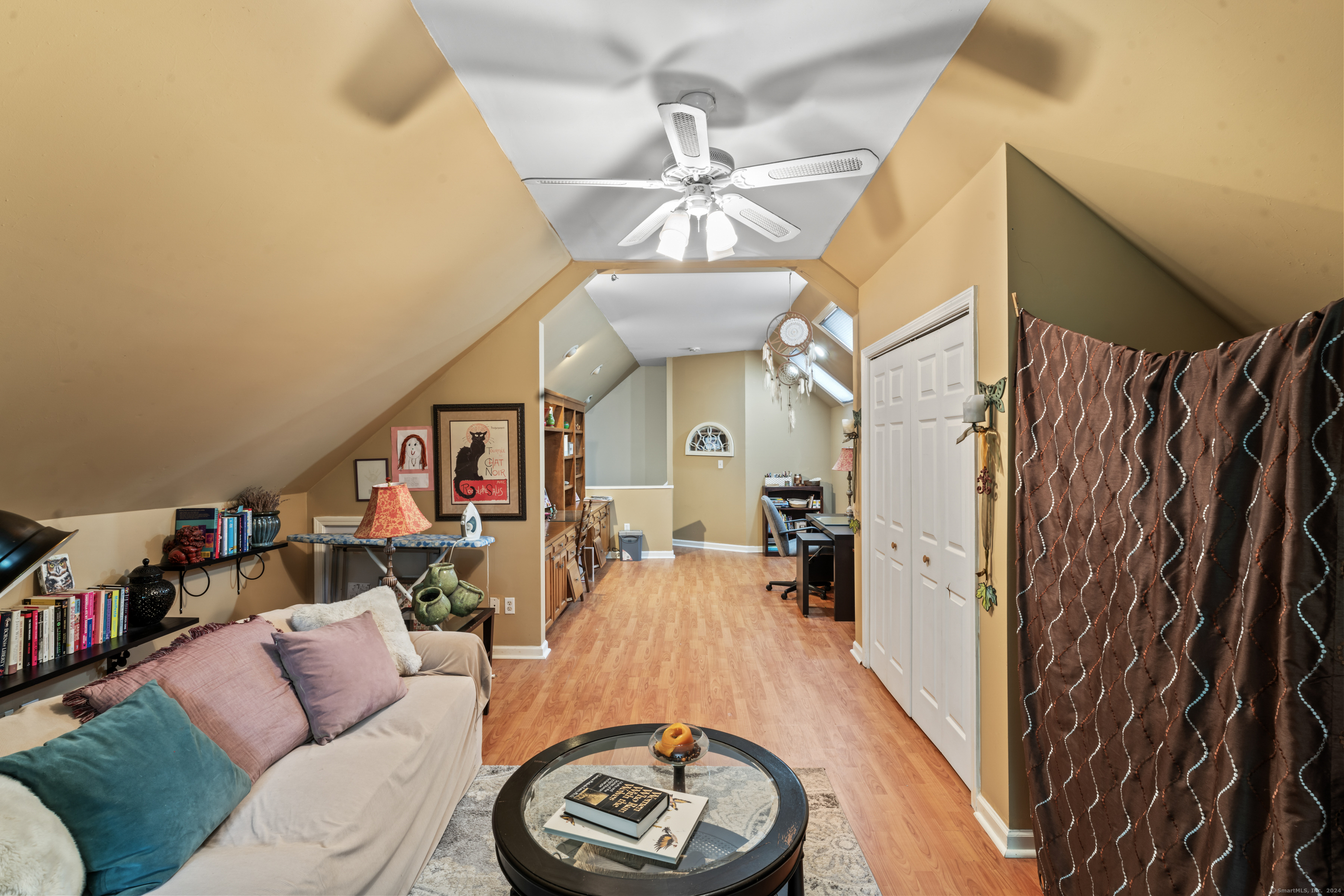 17 Skyview Road