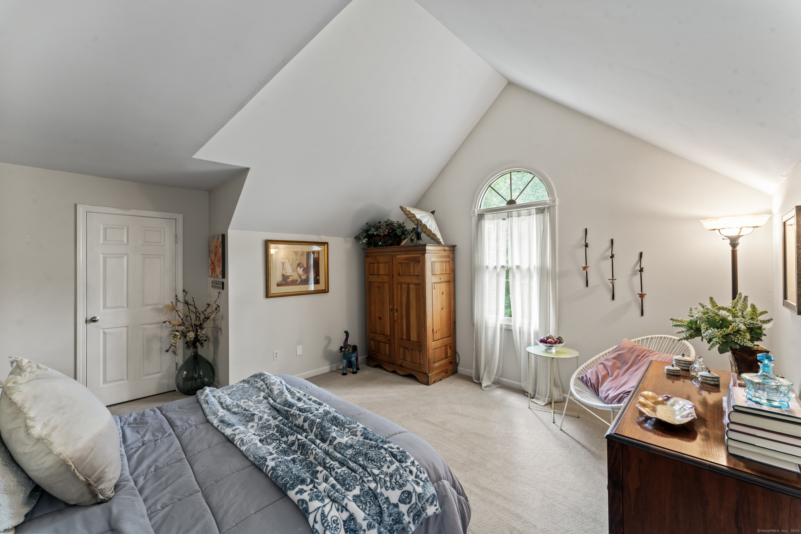 17 Skyview Road