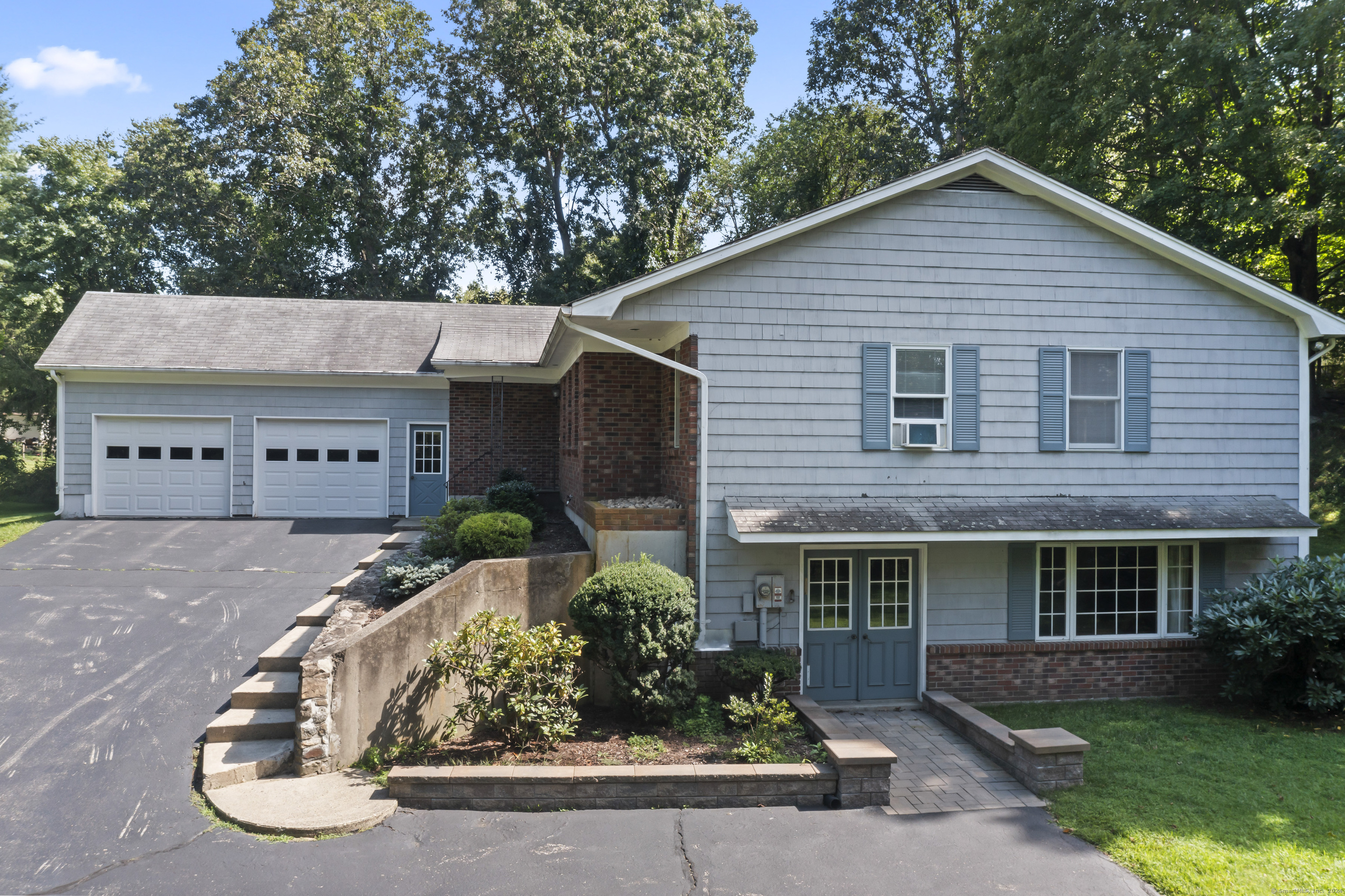 6 Rockwell Road
