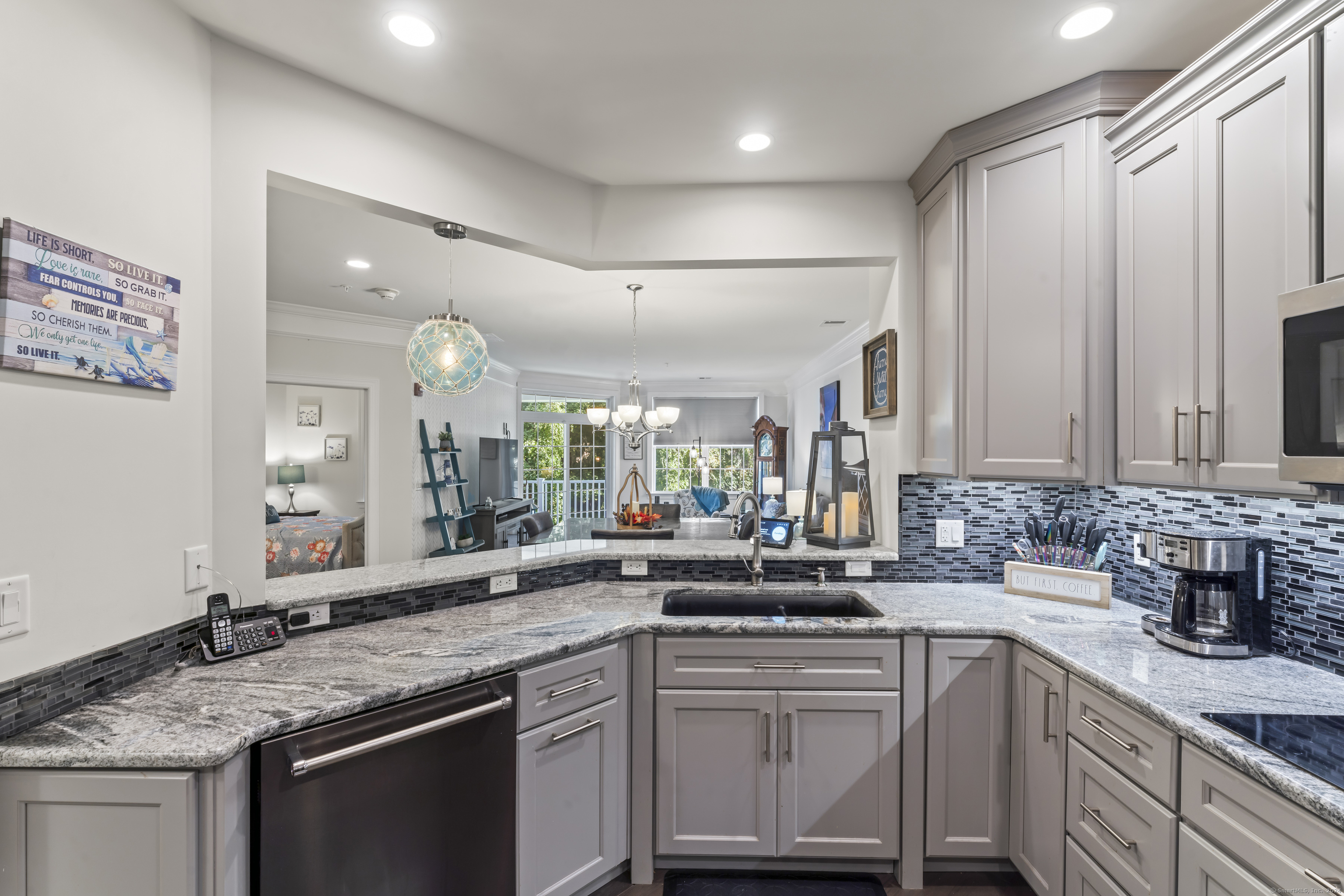 613 Brookside Court 613