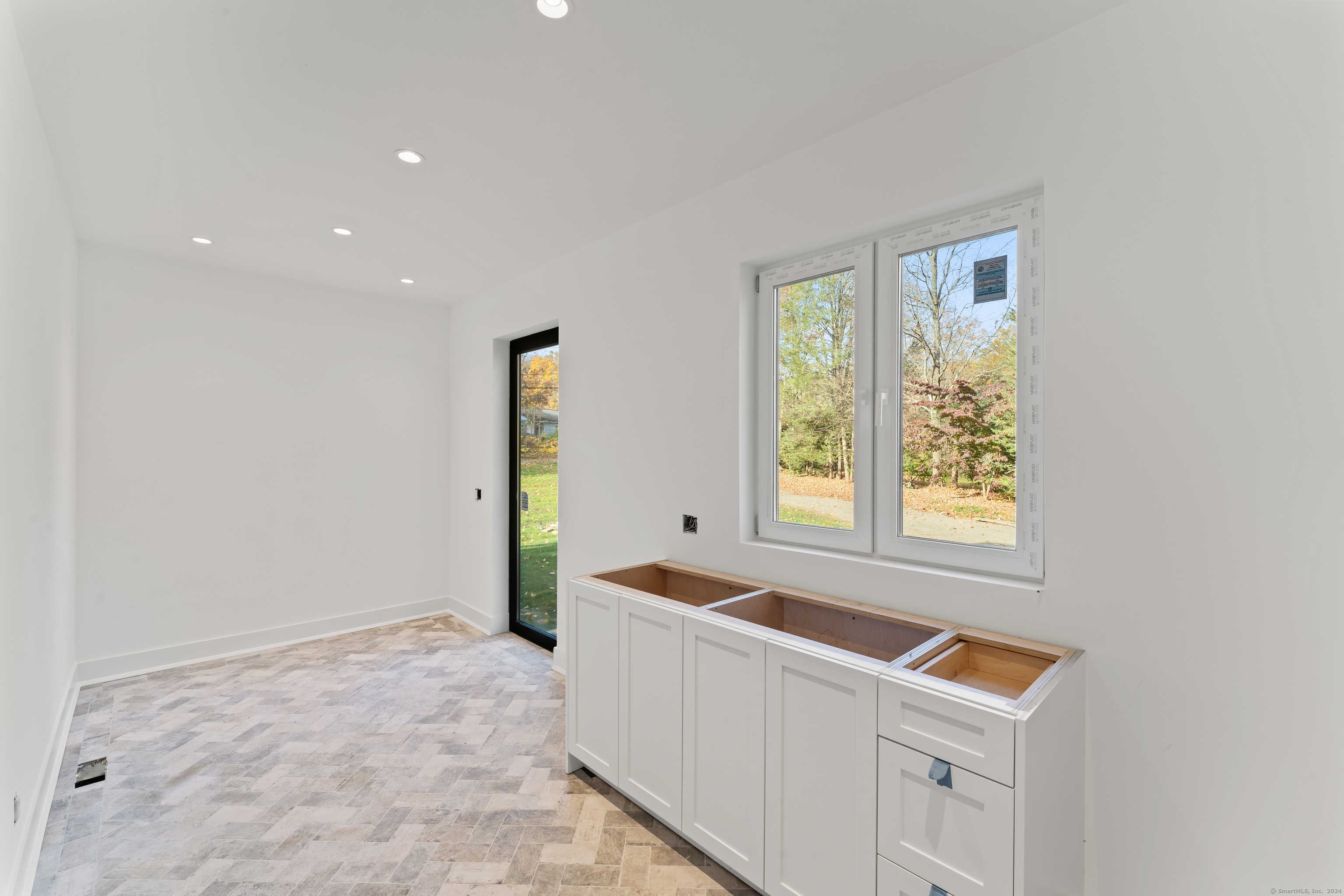 5 Chestnut Hill Road