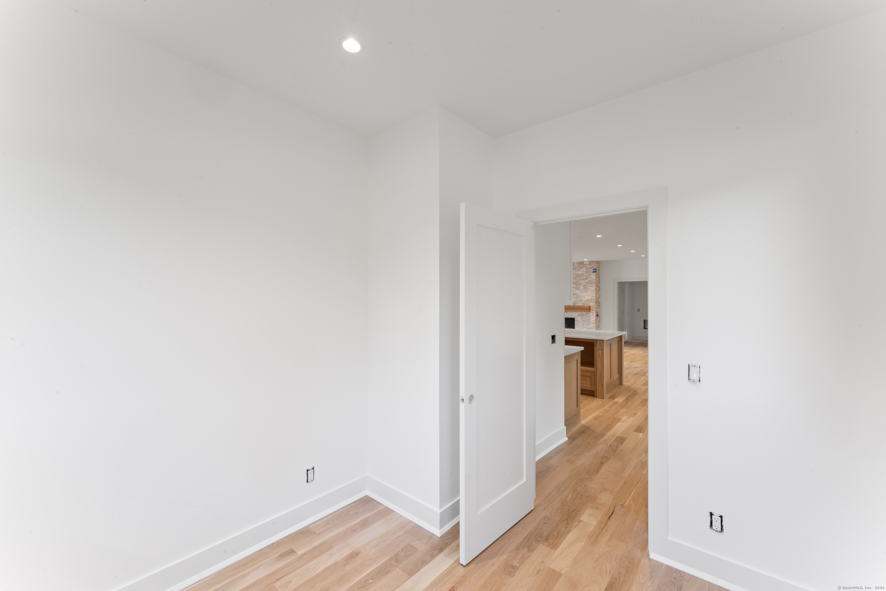 5 Chestnut Hill Road