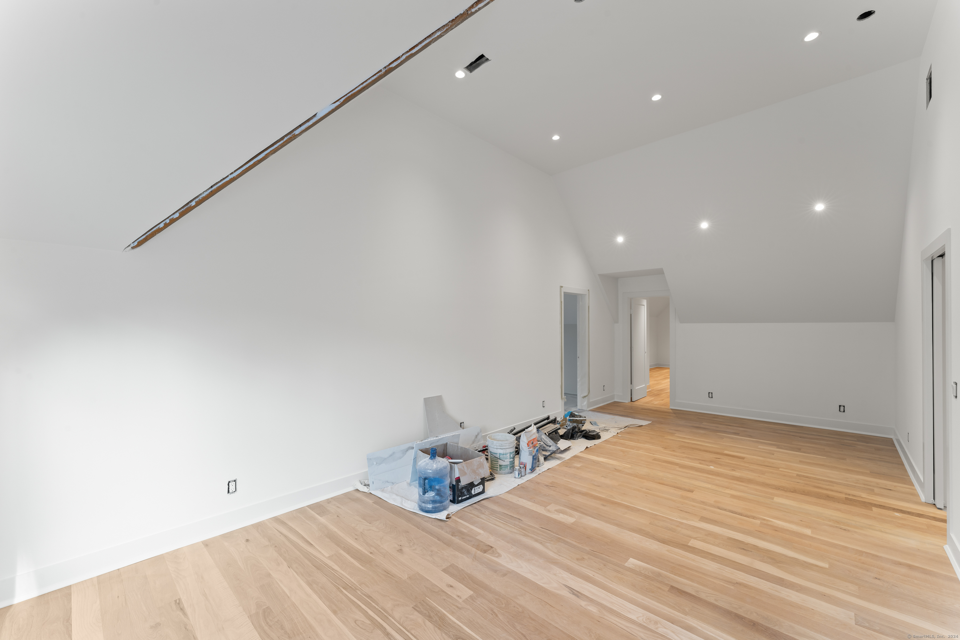 5 Chestnut Hill Road