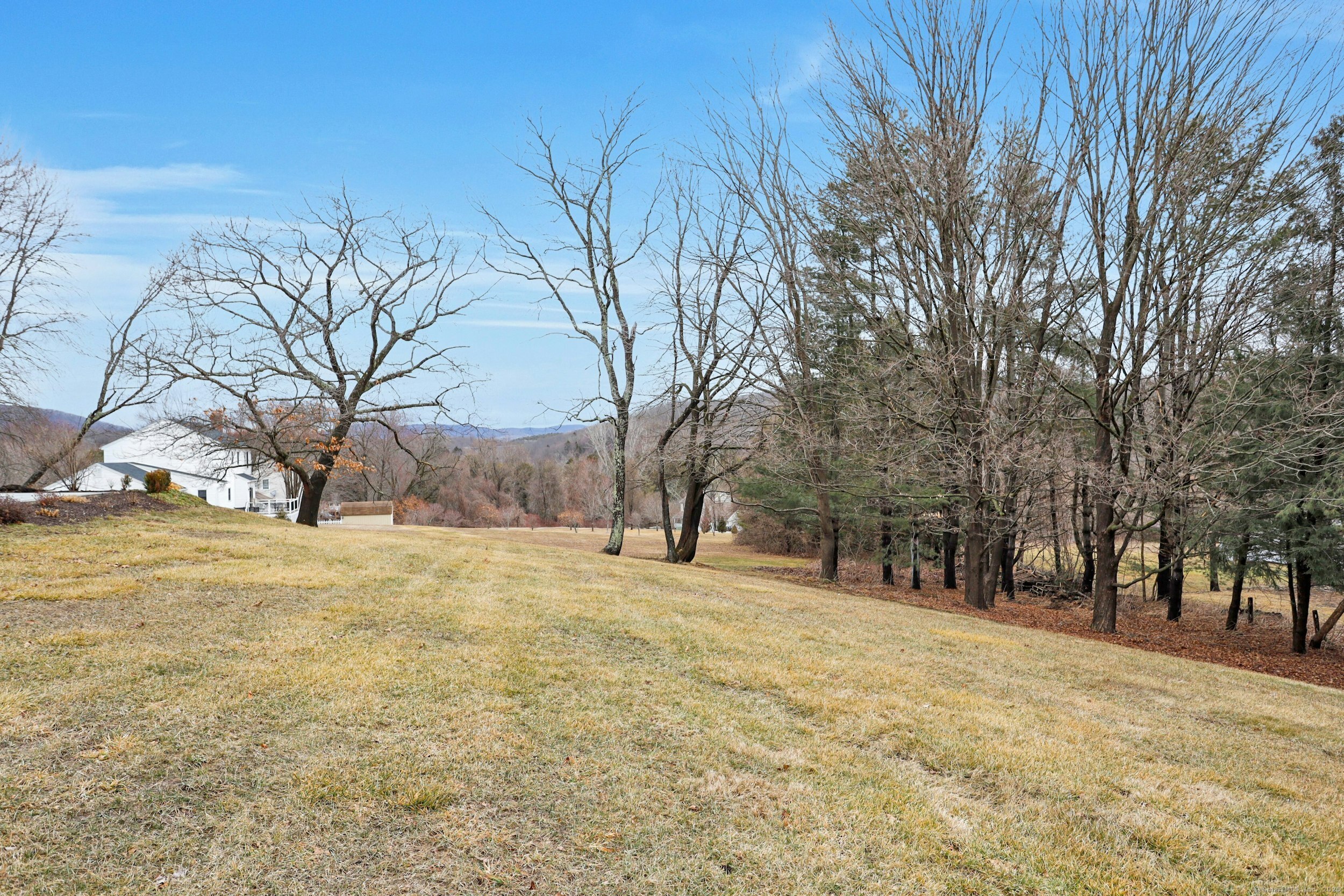 19 Country Farm Lane