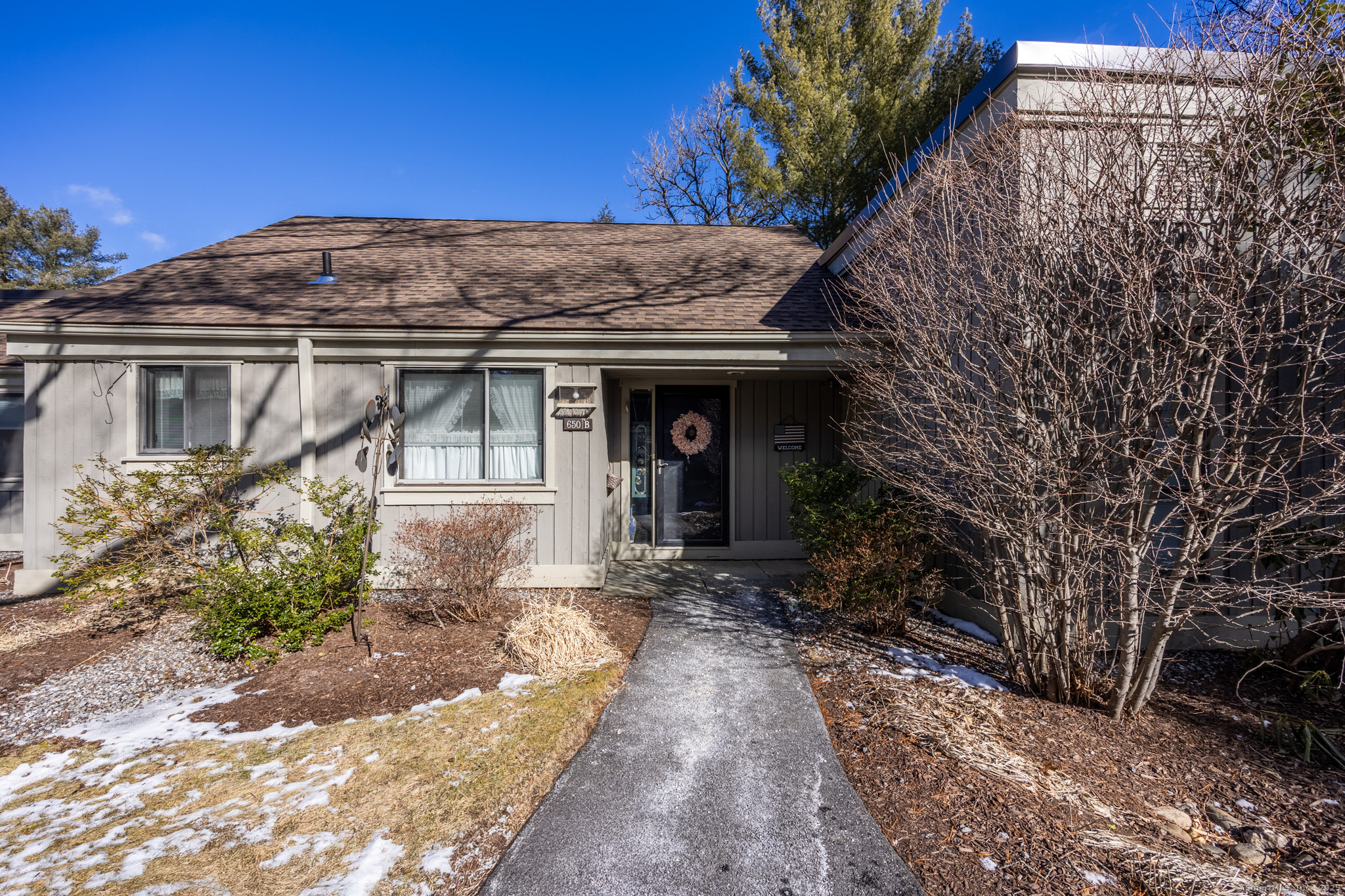 650 Heritage Village B