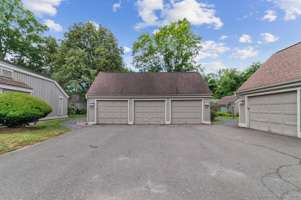 650 Heritage Village B