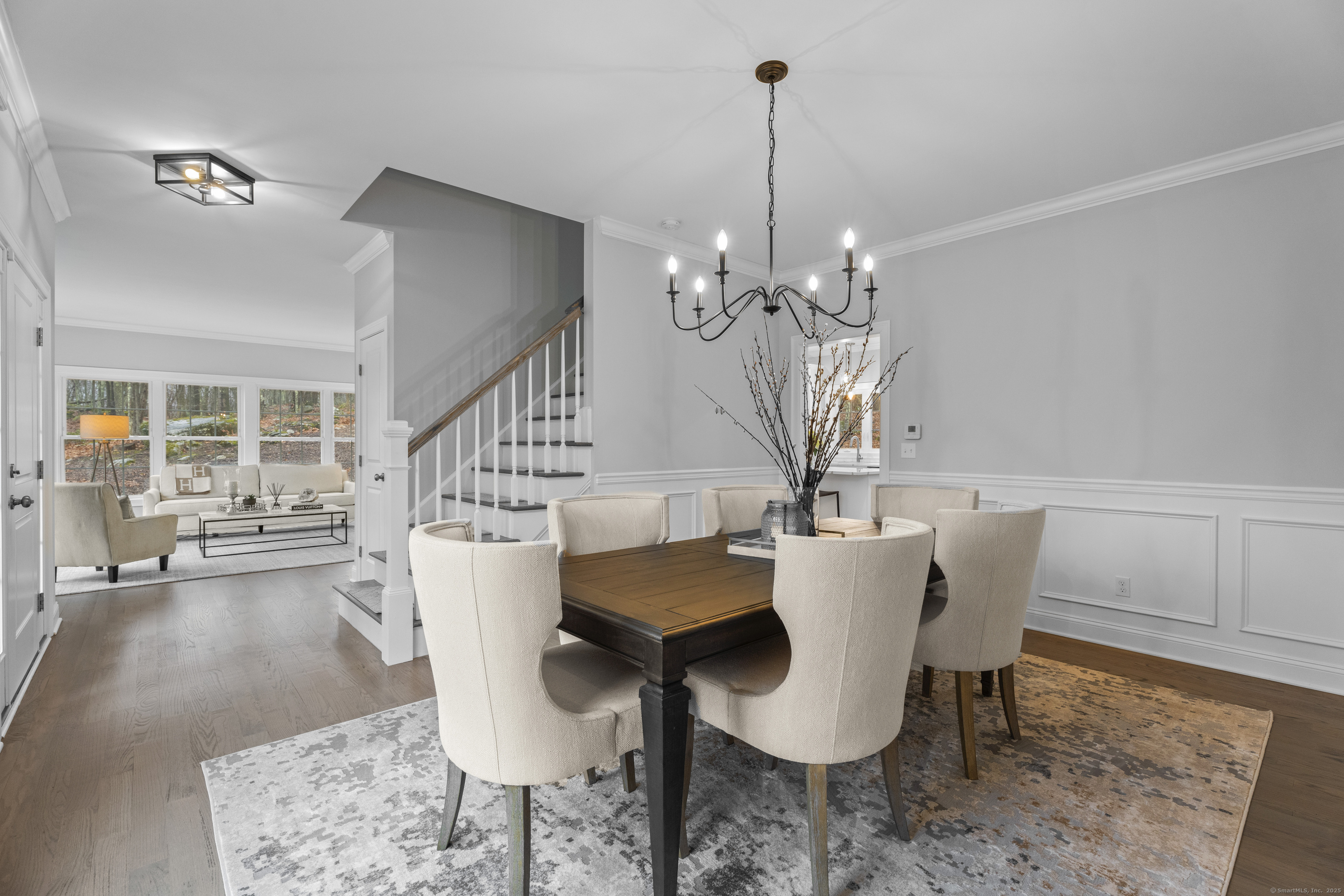 7 Ridge Valley Road