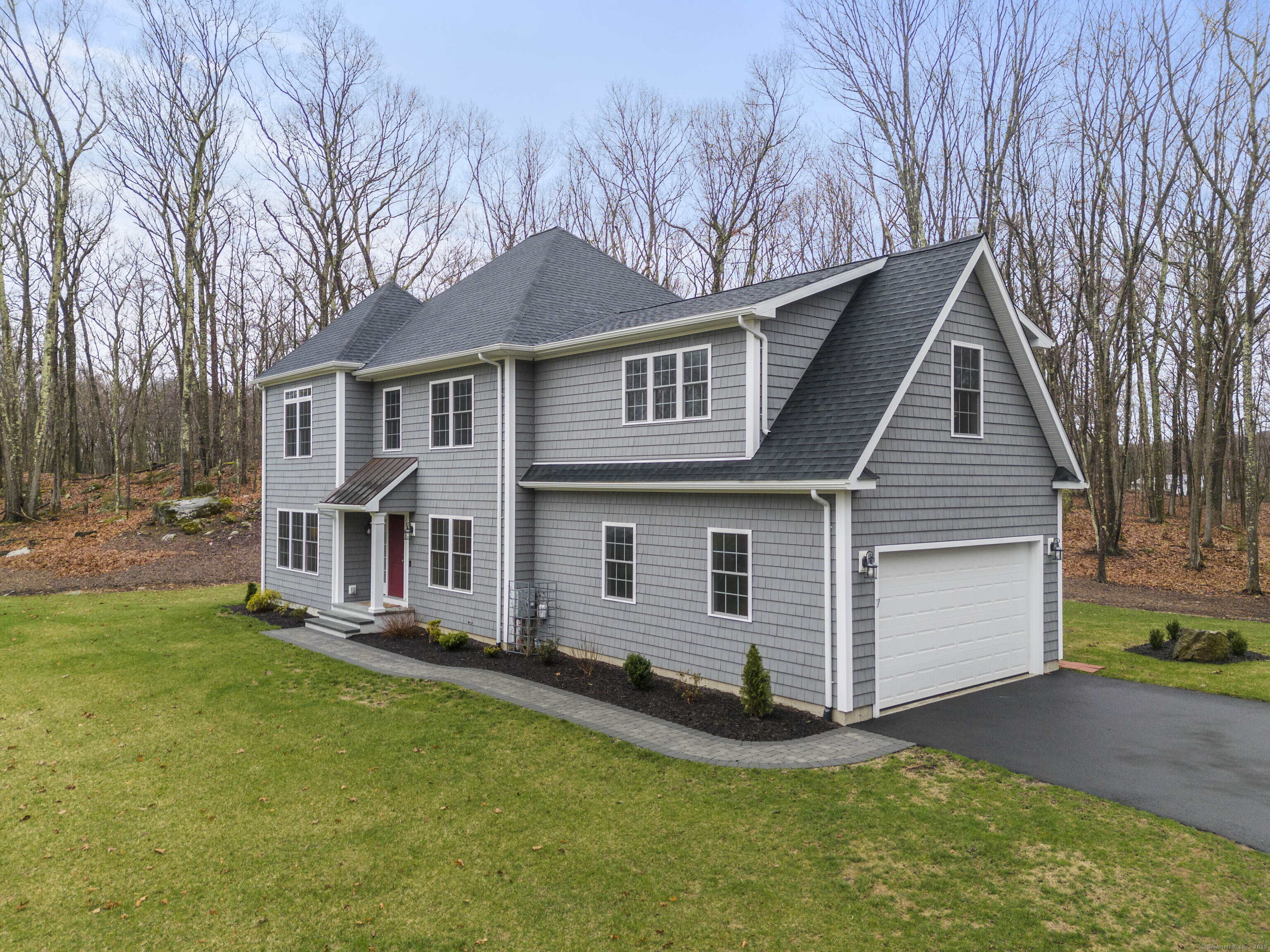 7 Ridge Valley Road