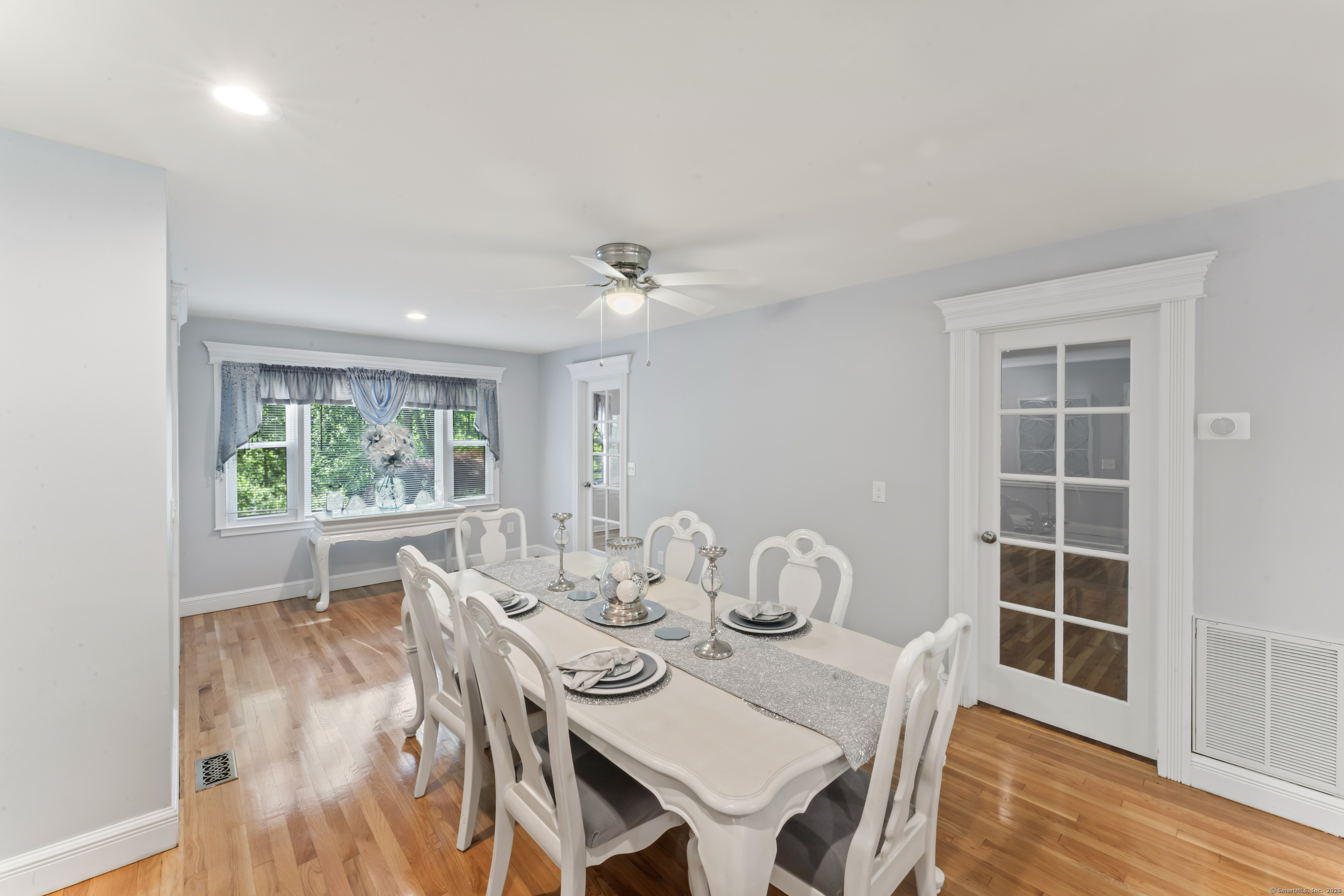 32 Echo Valley Road