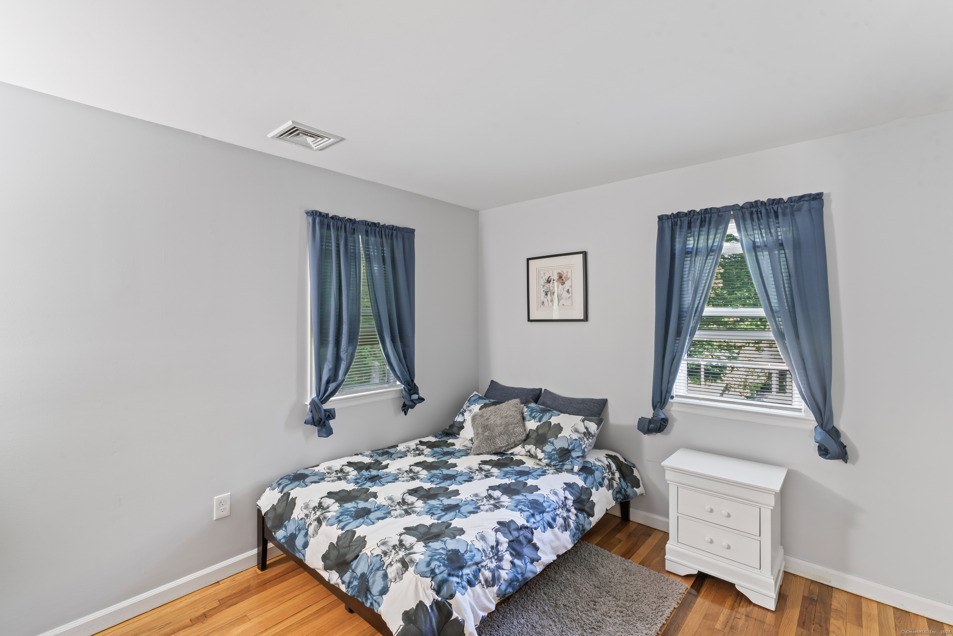 32 Echo Valley Road