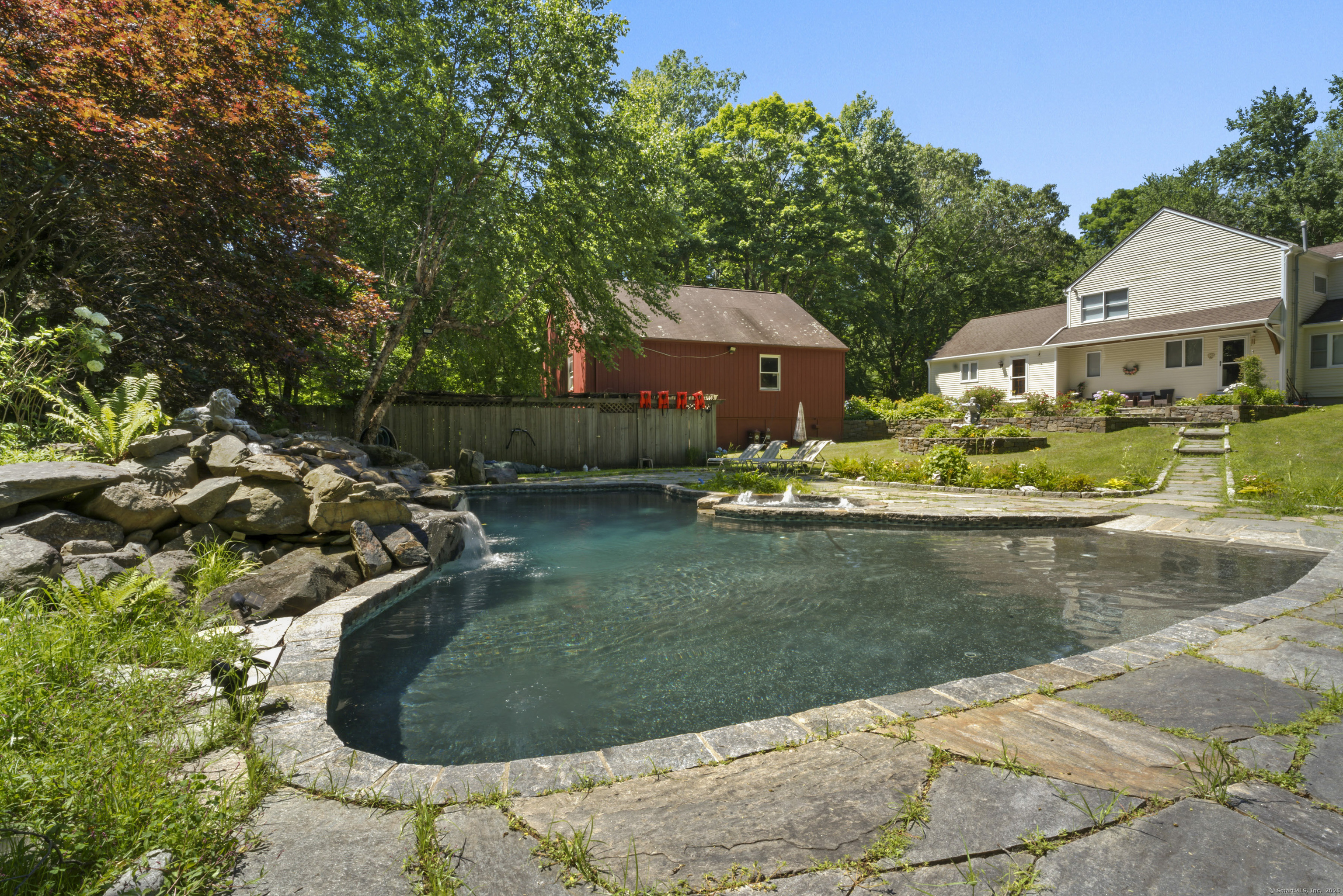 32 Echo Valley Road