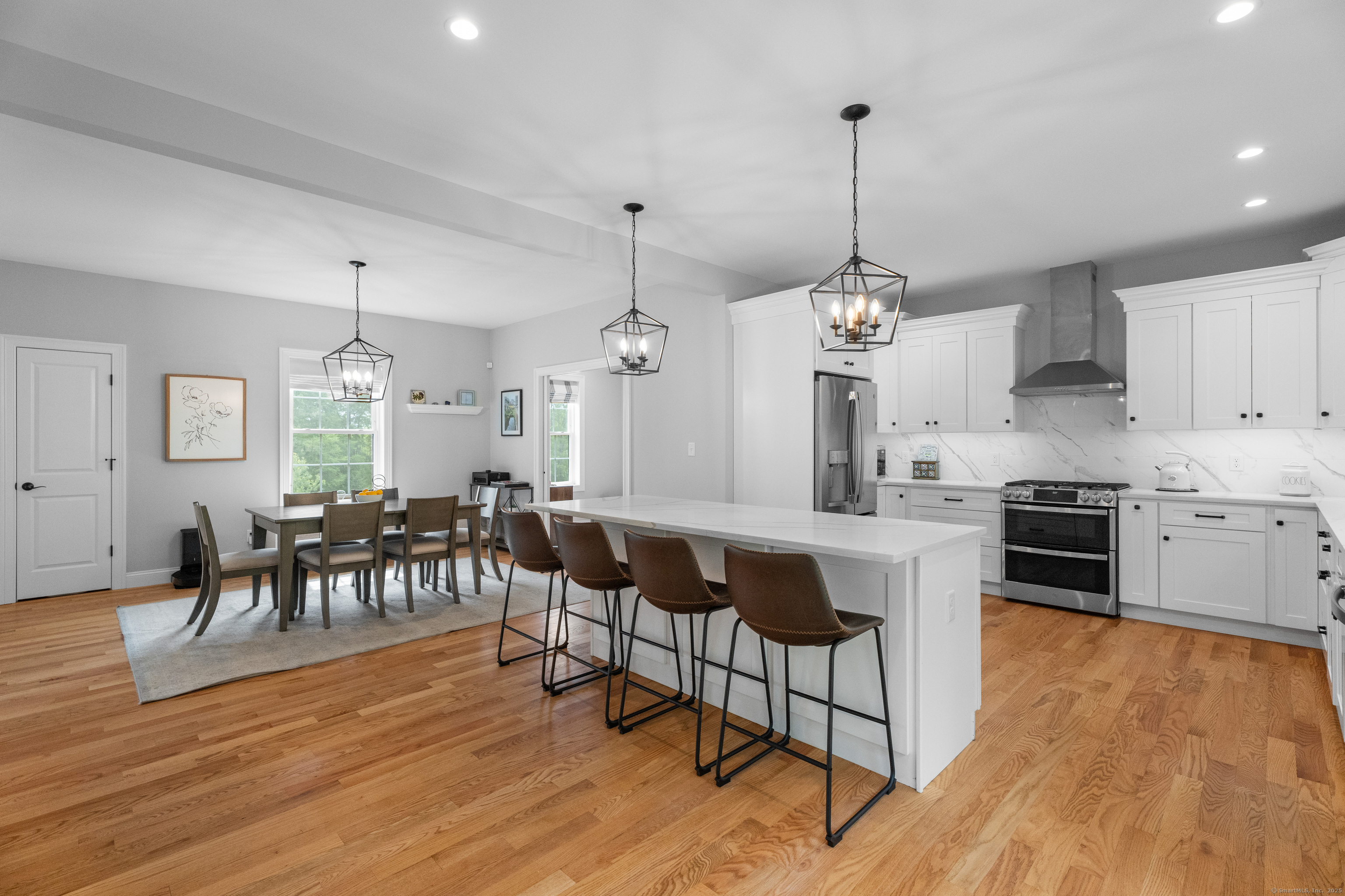 3 Ridge Valley Road