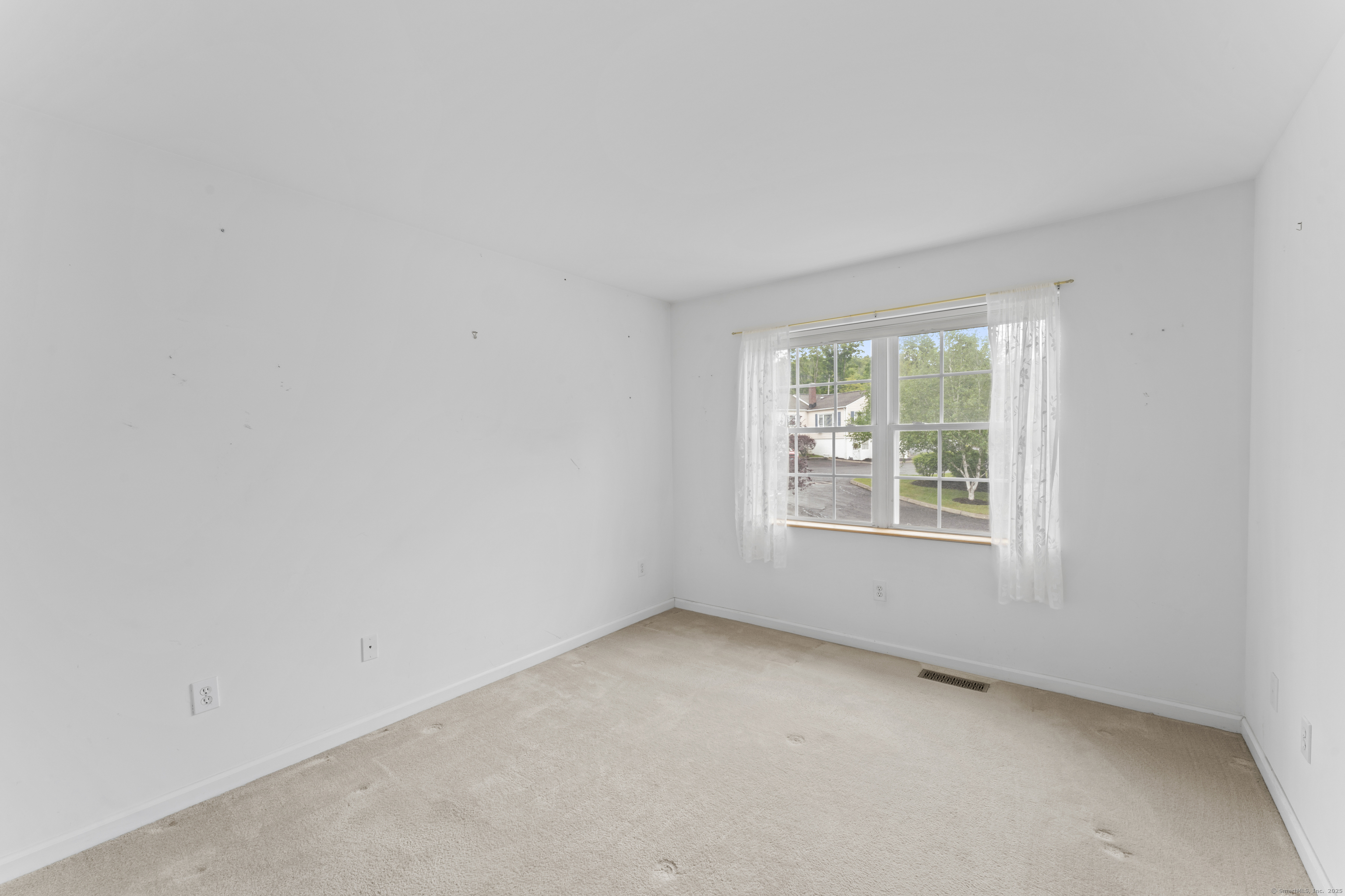56 Pembroke Road APT 11