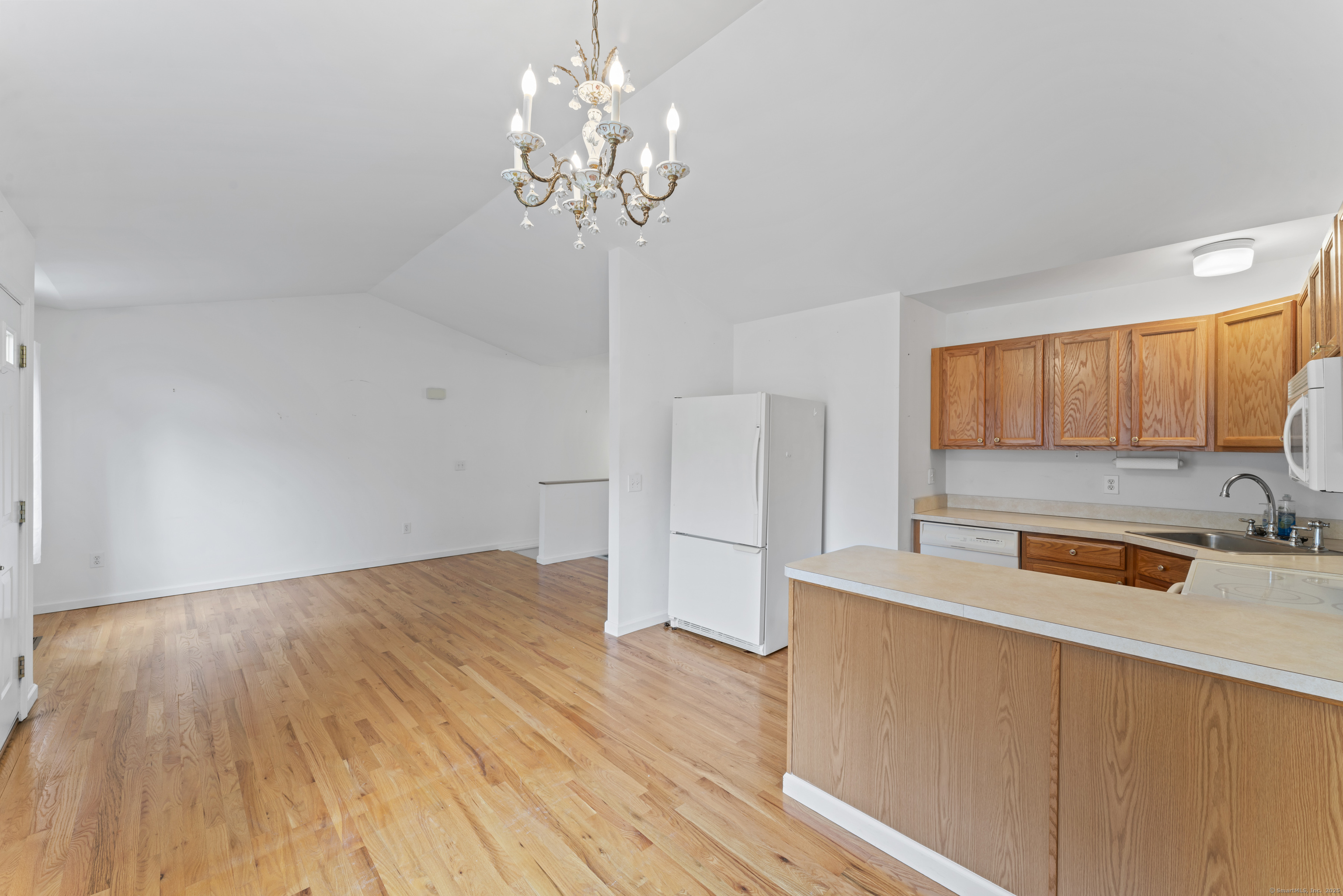 56 Pembroke Road APT 11