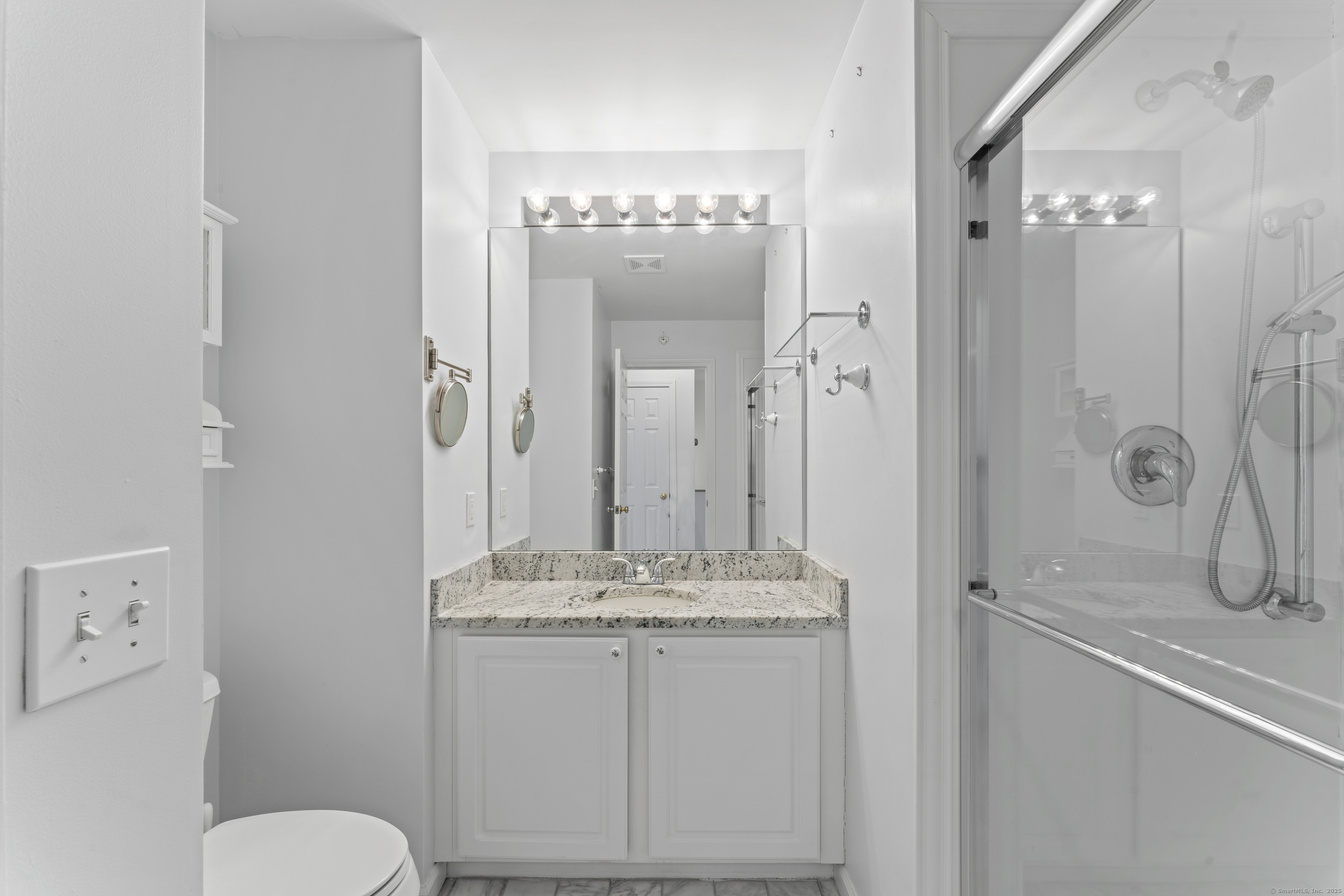 56 Pembroke Road APT 11