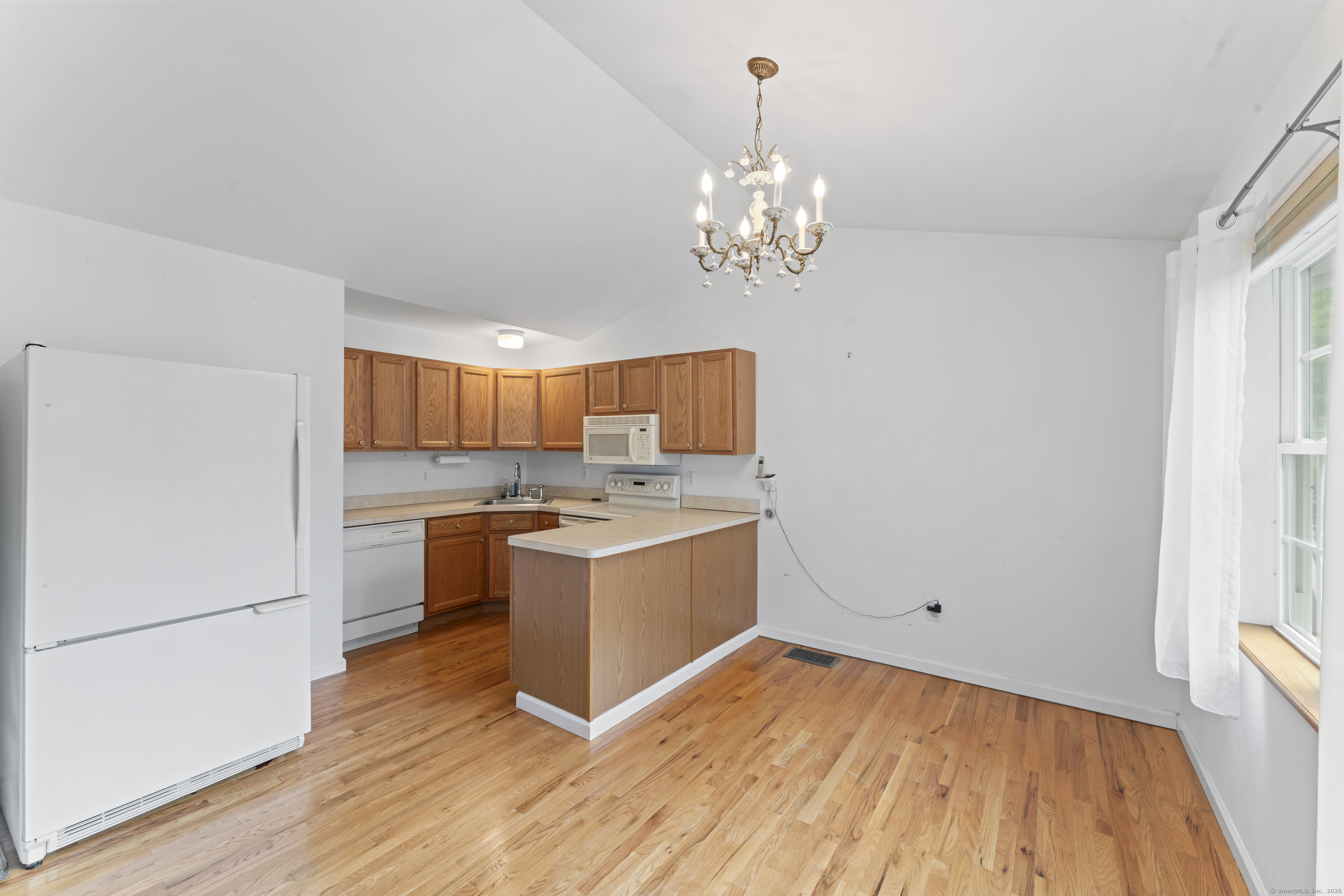 56 Pembroke Road APT 11