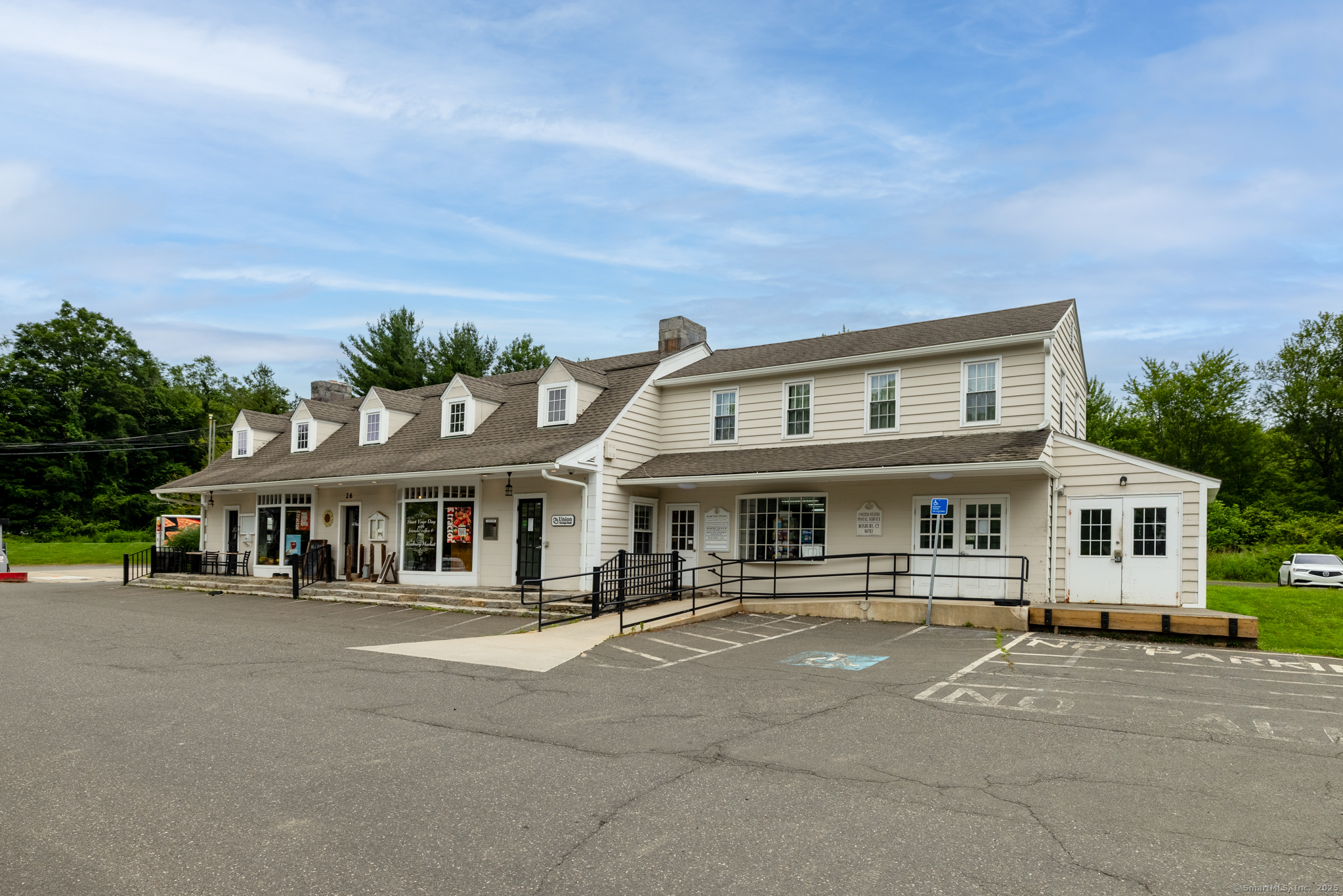 103 Chalybes Road West