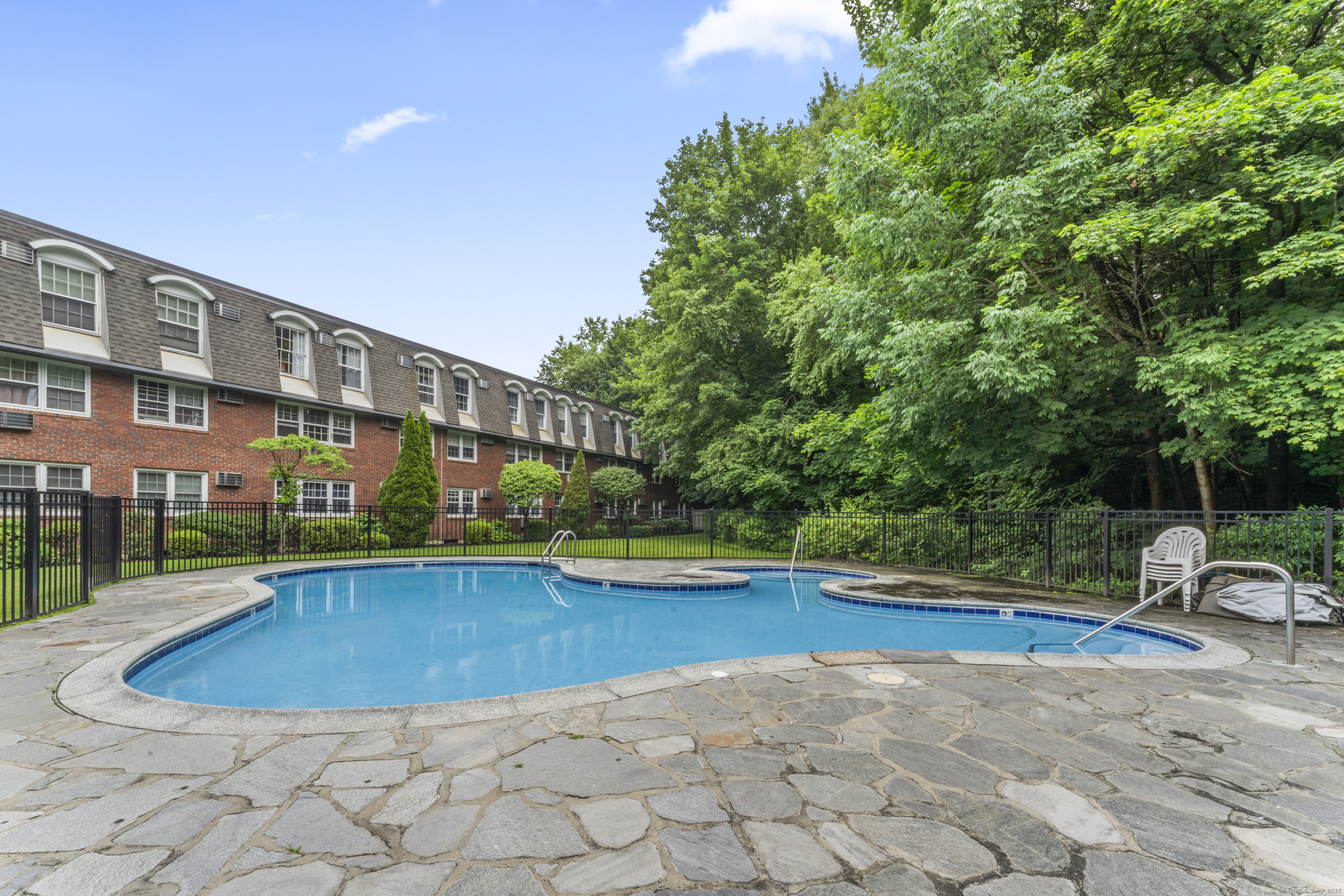 34A Padanaram Road 127