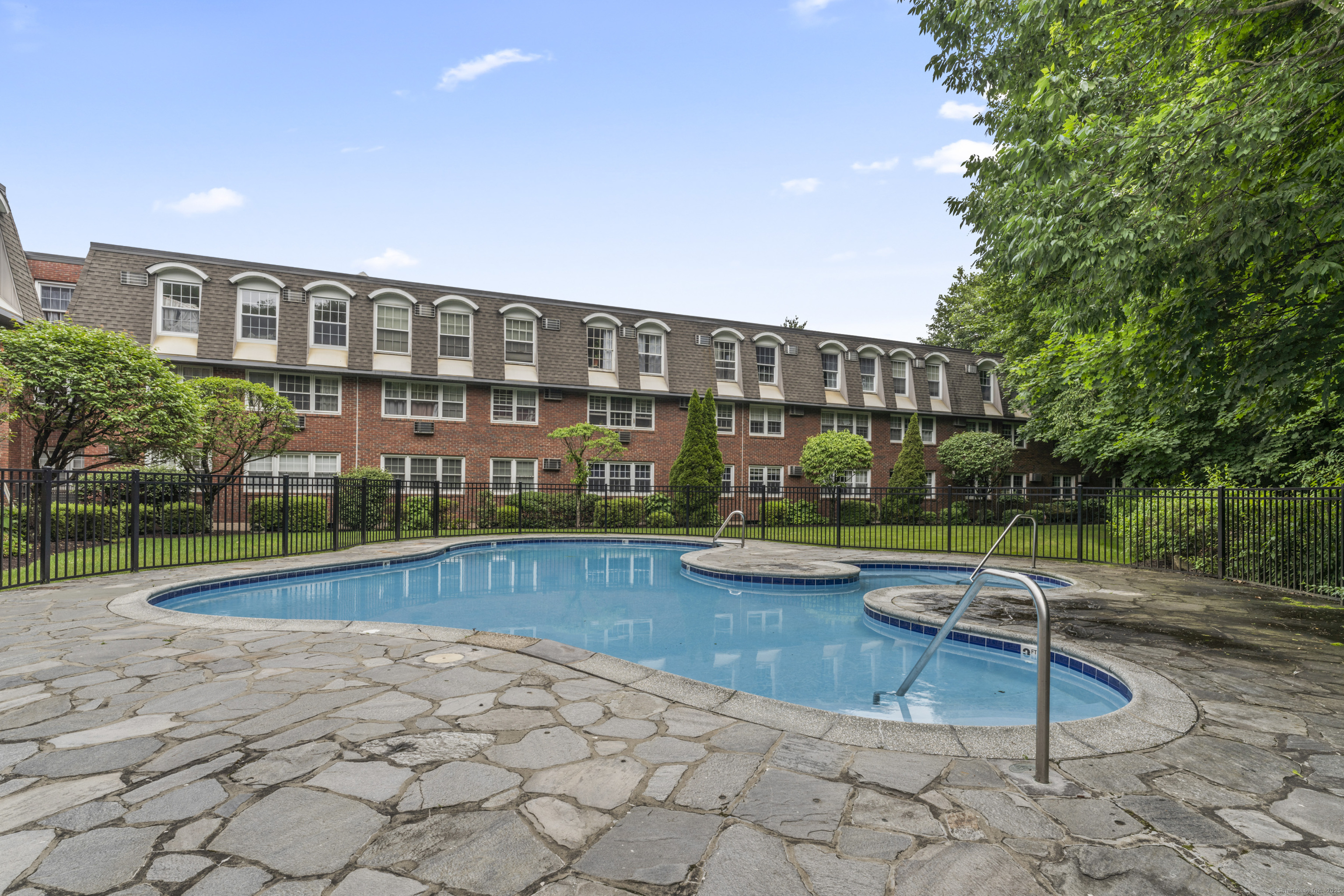 34A Padanaram Road 127