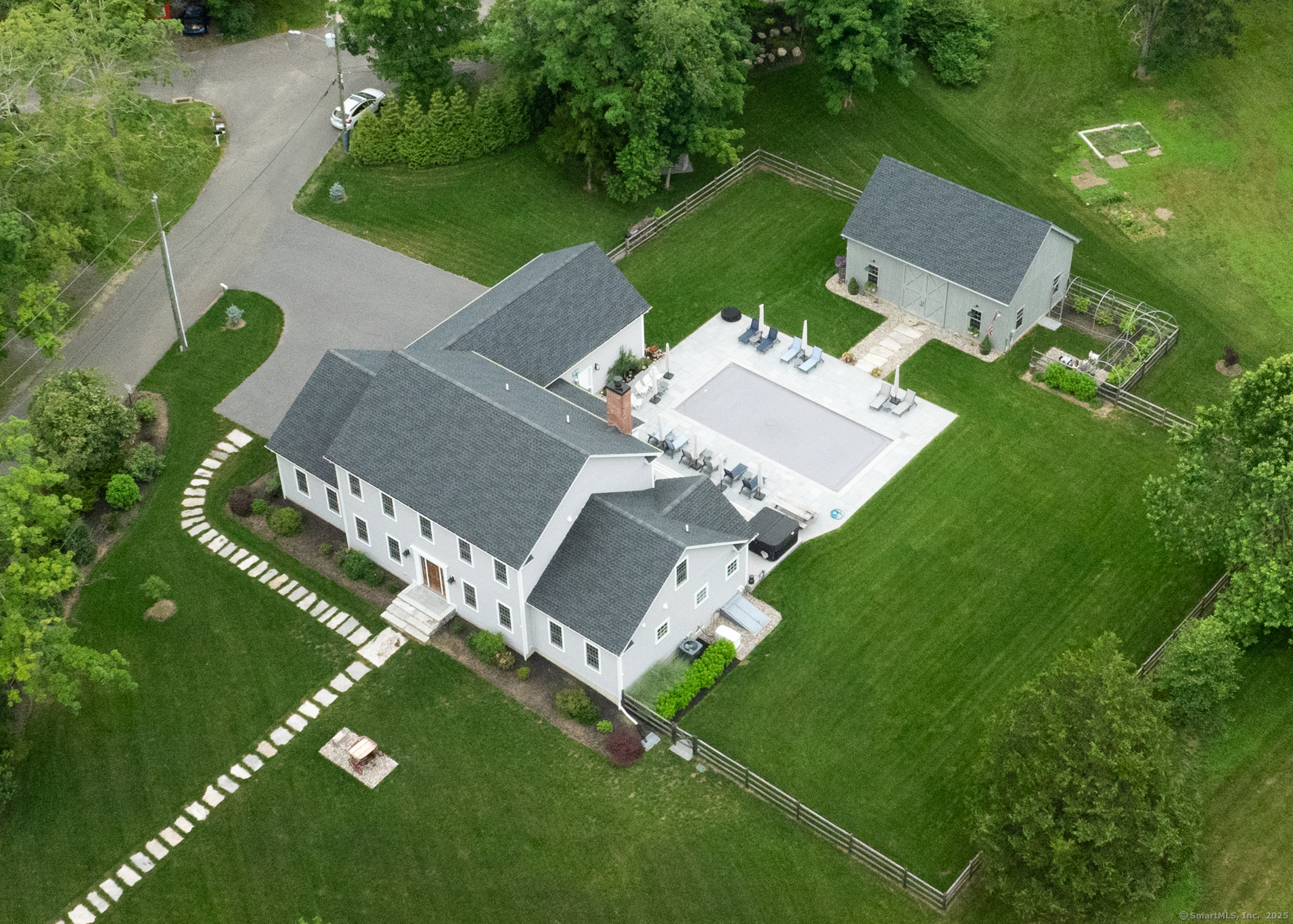 81 Chalybes Road West