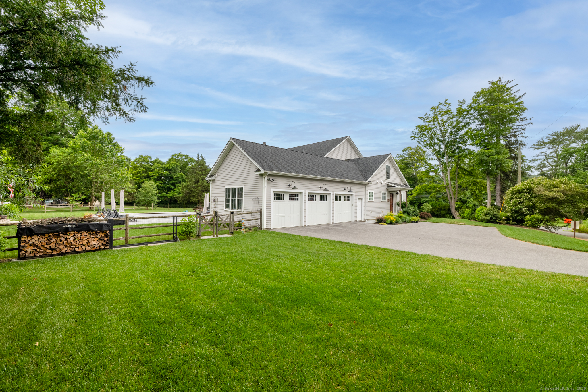81 Chalybes Road West