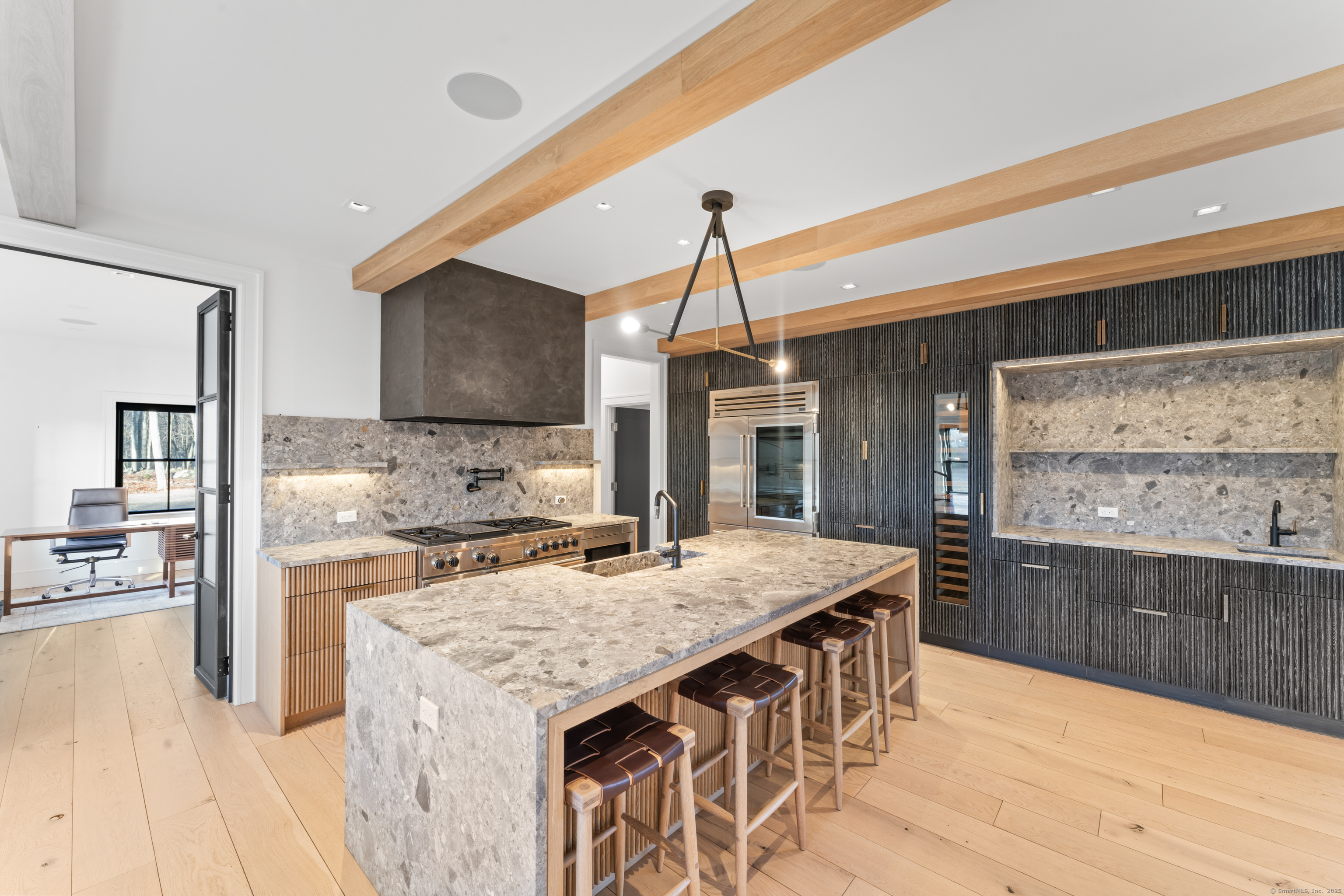 22 Serene Way