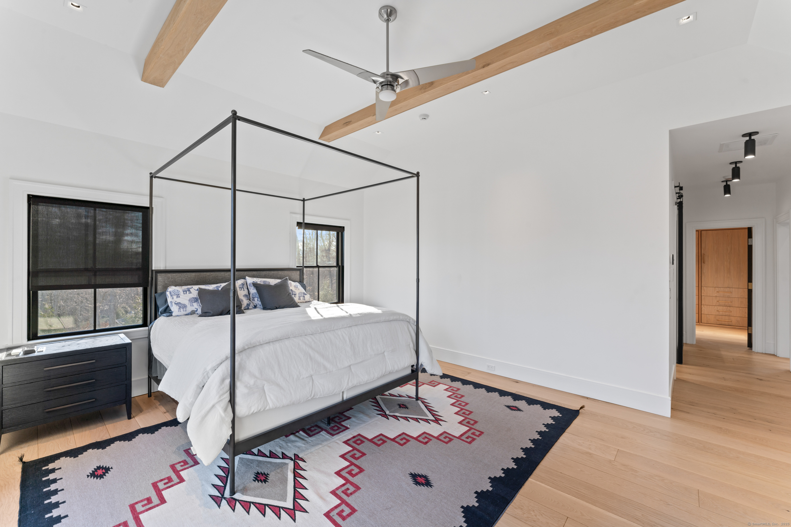 22 Serene Way