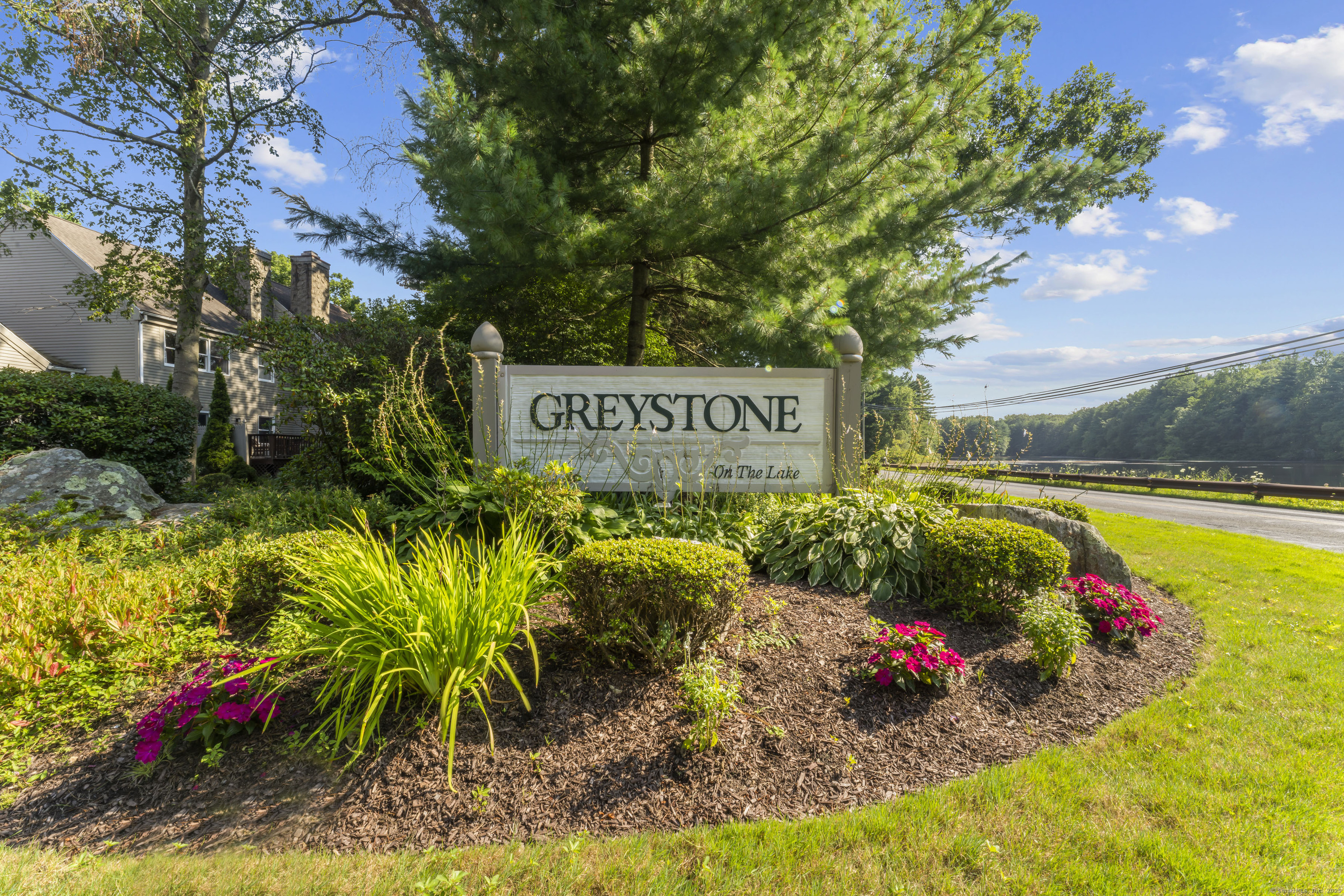 51 Greystone 51