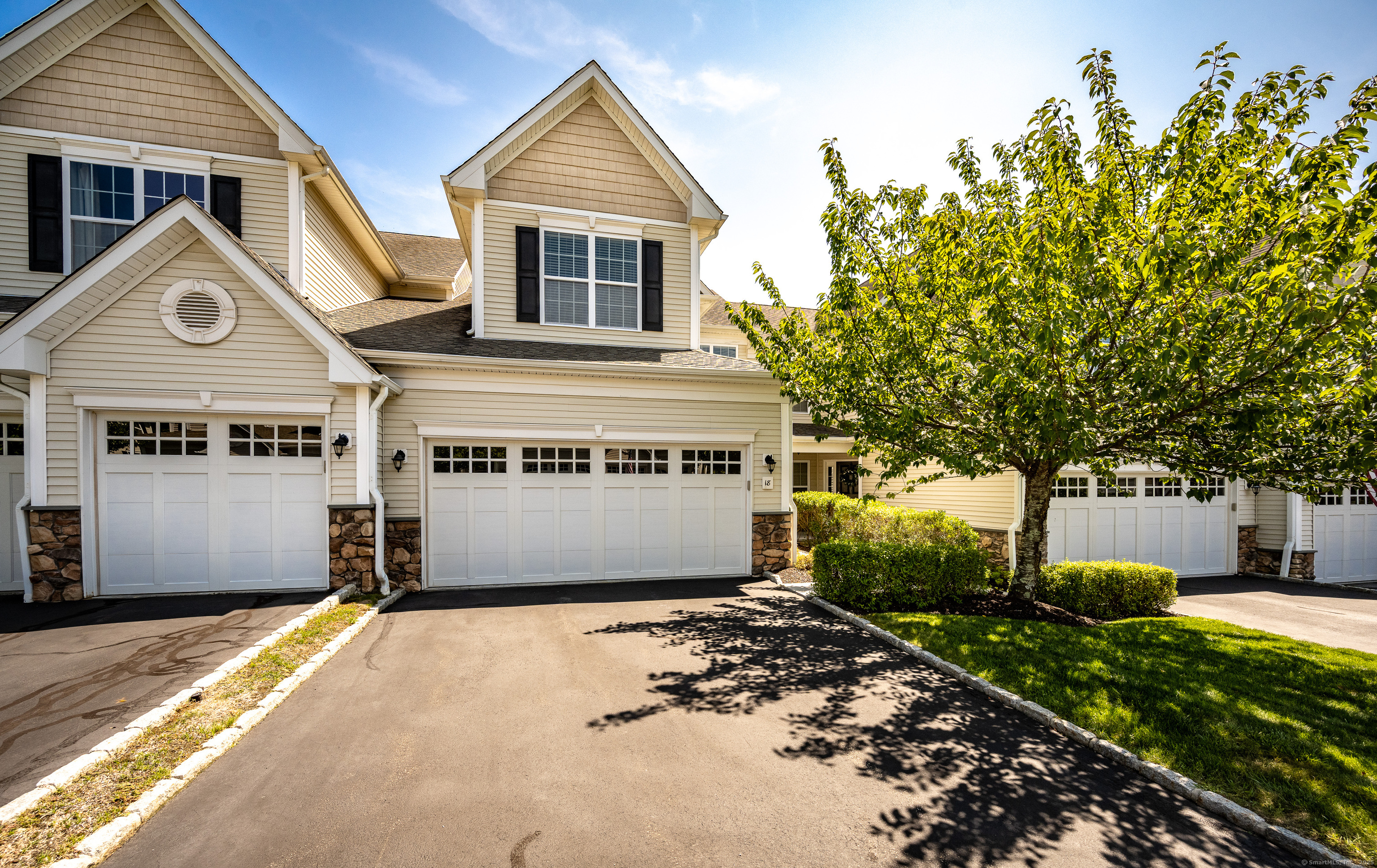 18 Hidden Brook Trail 18