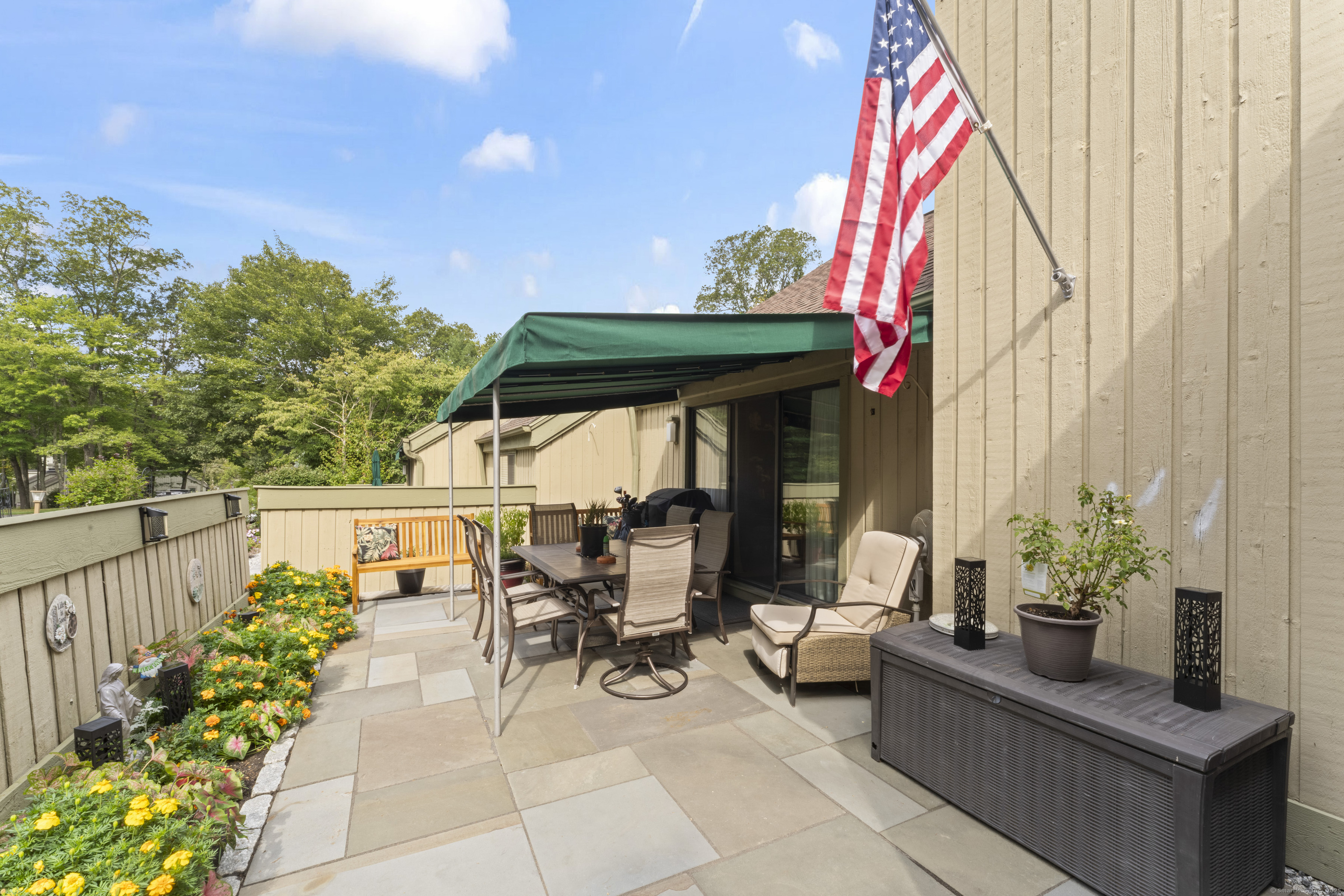 1015 Heritage Village A