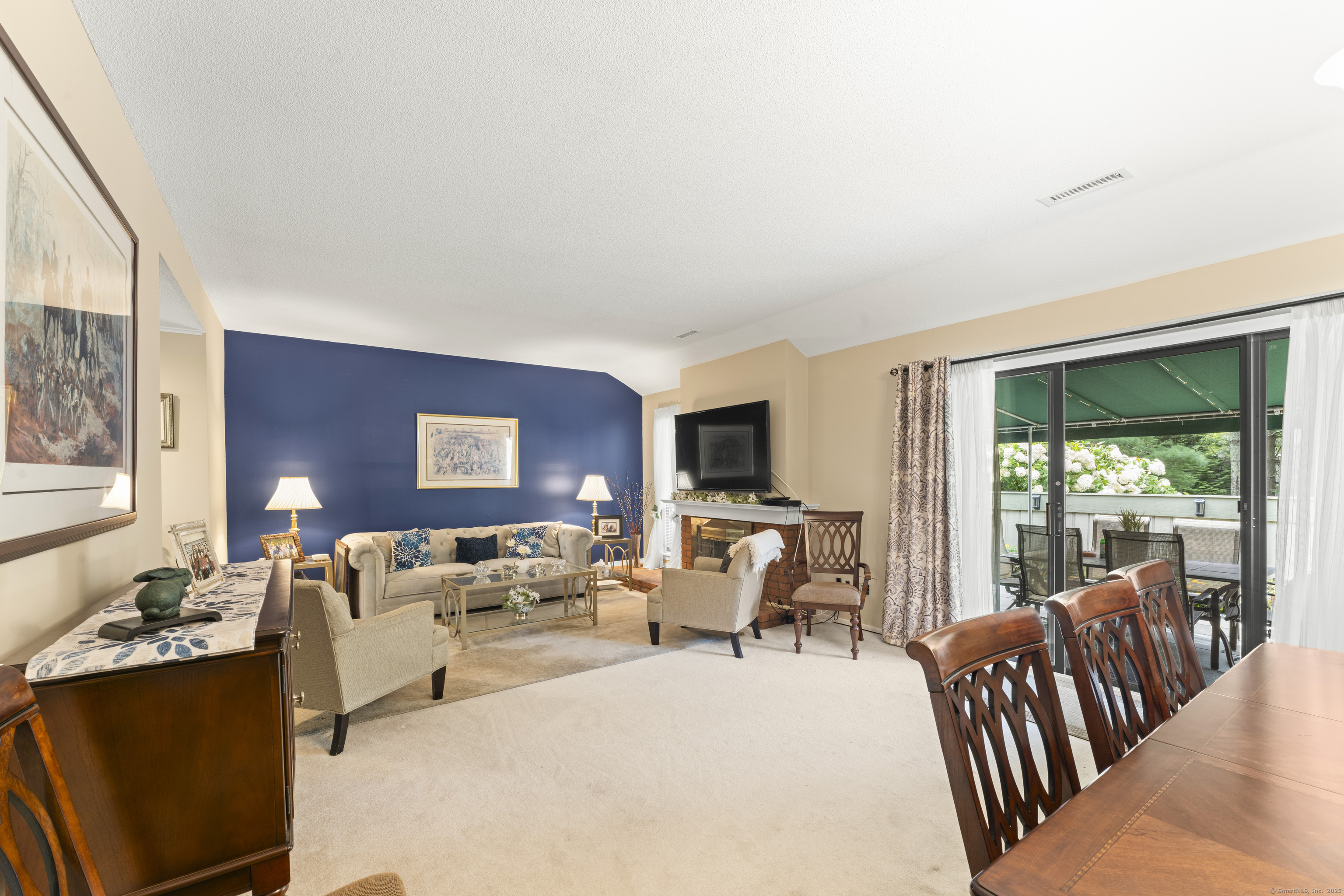 1015 Heritage Village A