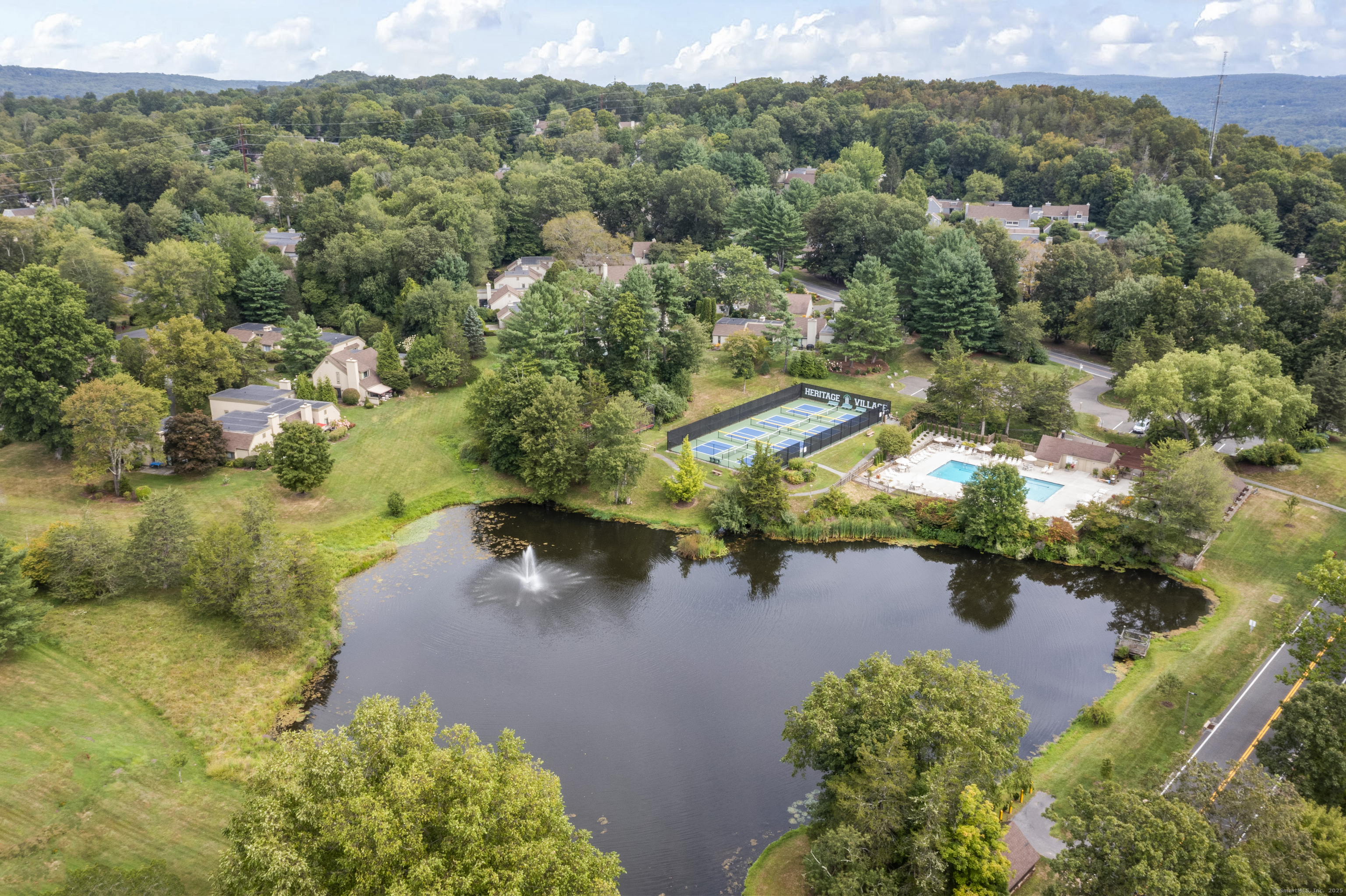 1015 Heritage Village A