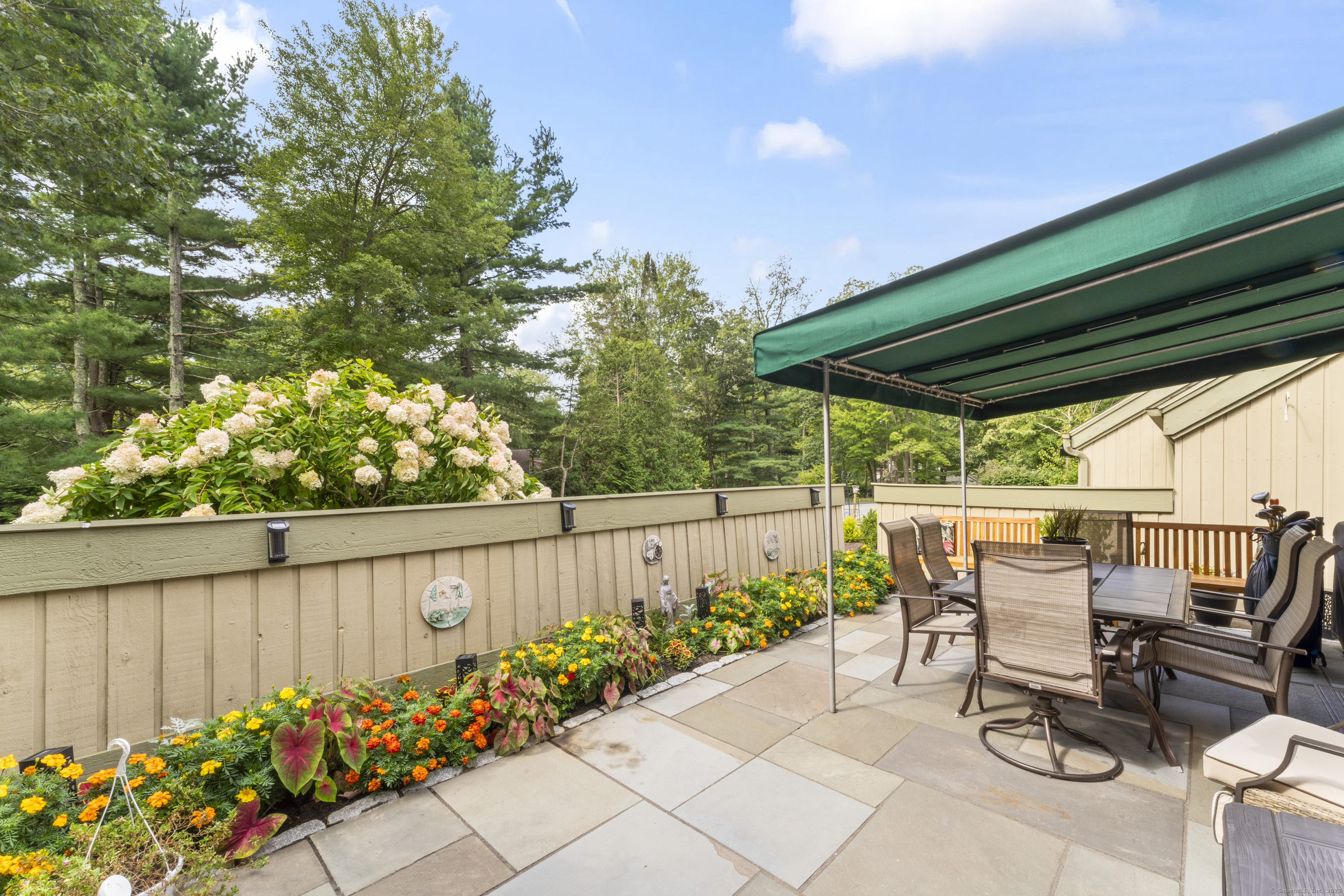 1015 Heritage Village A