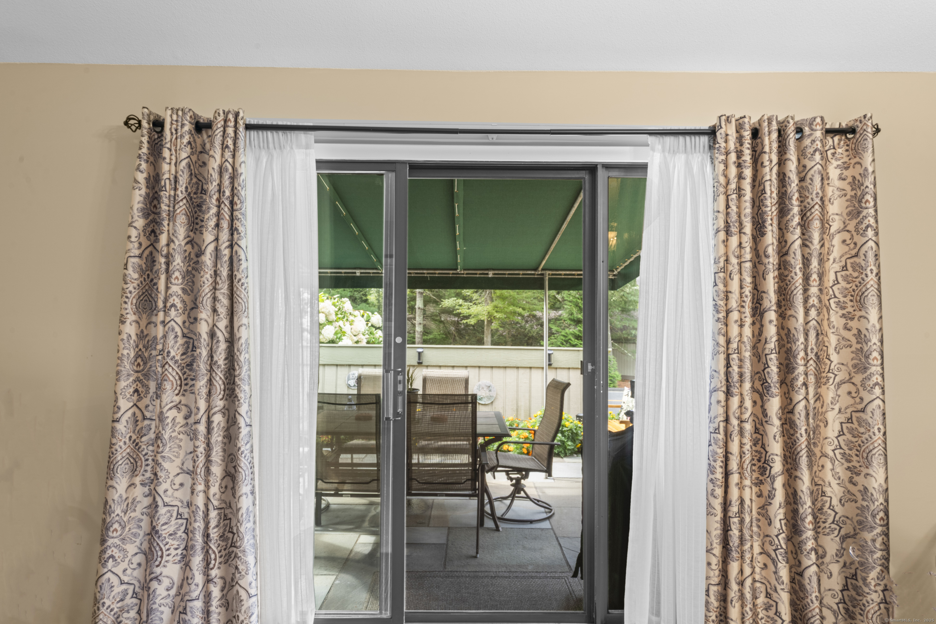 1015 Heritage Village A