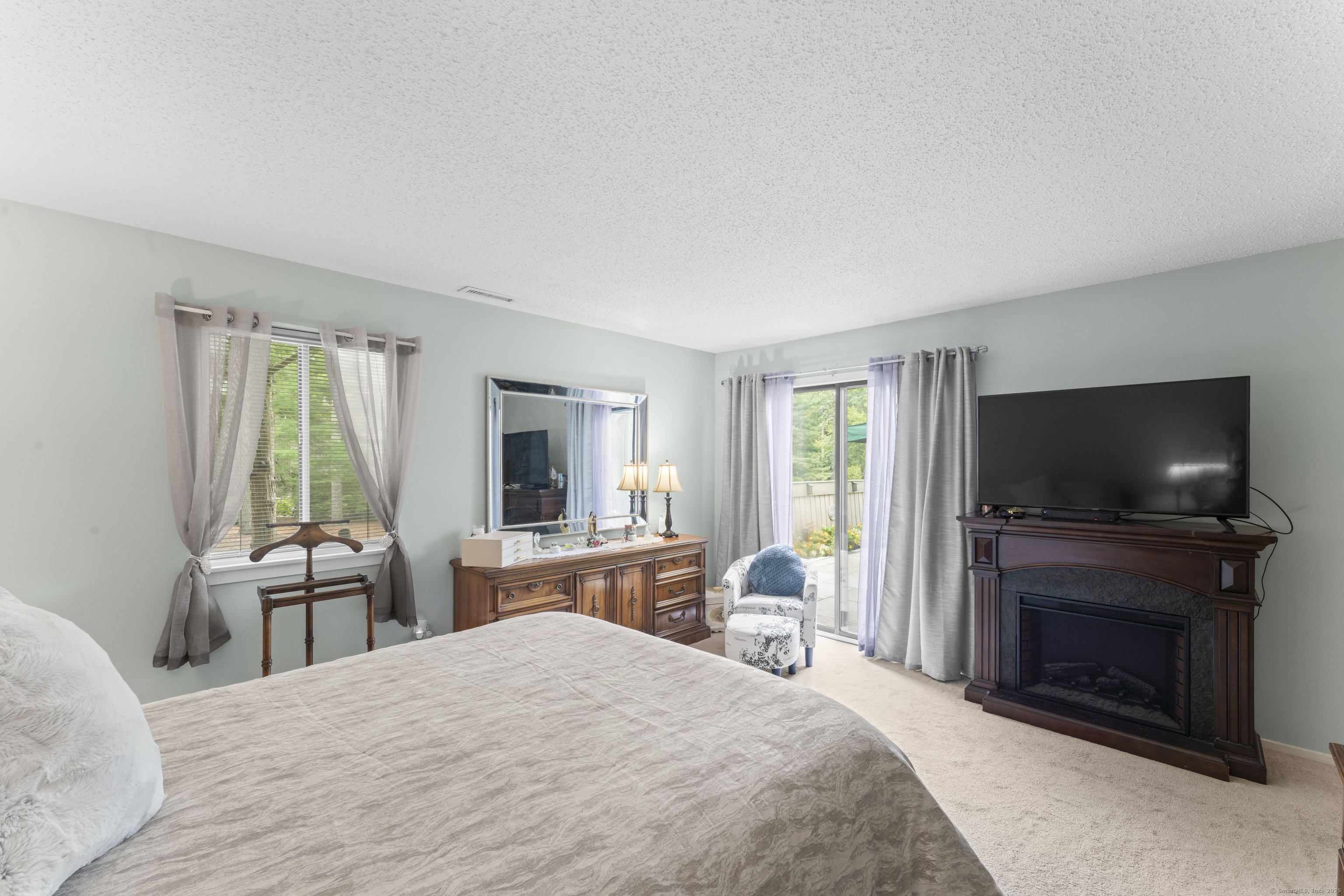 1015 Heritage Village A