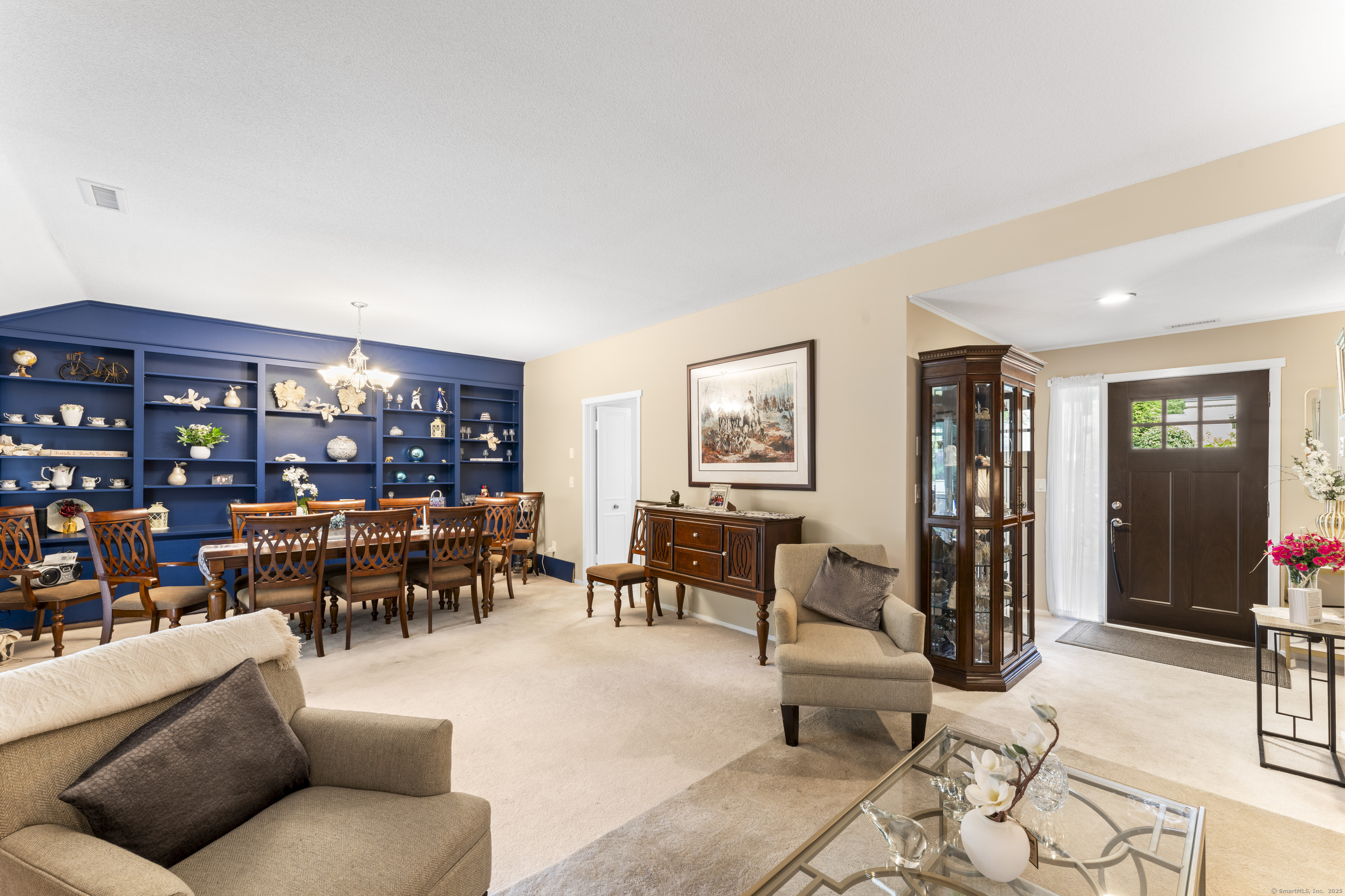 1015 Heritage Village A