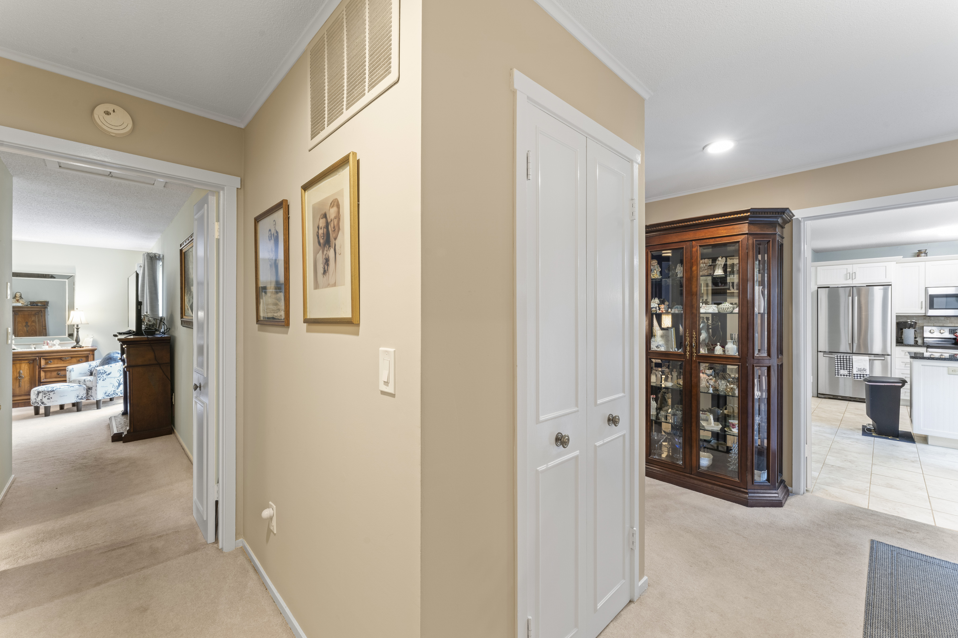 1015 Heritage Village A