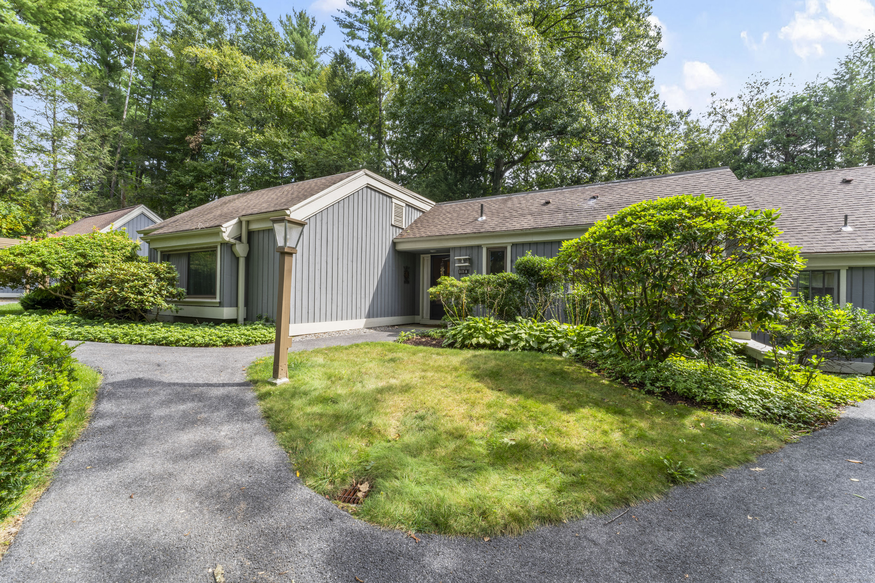 515 Heritage Village A