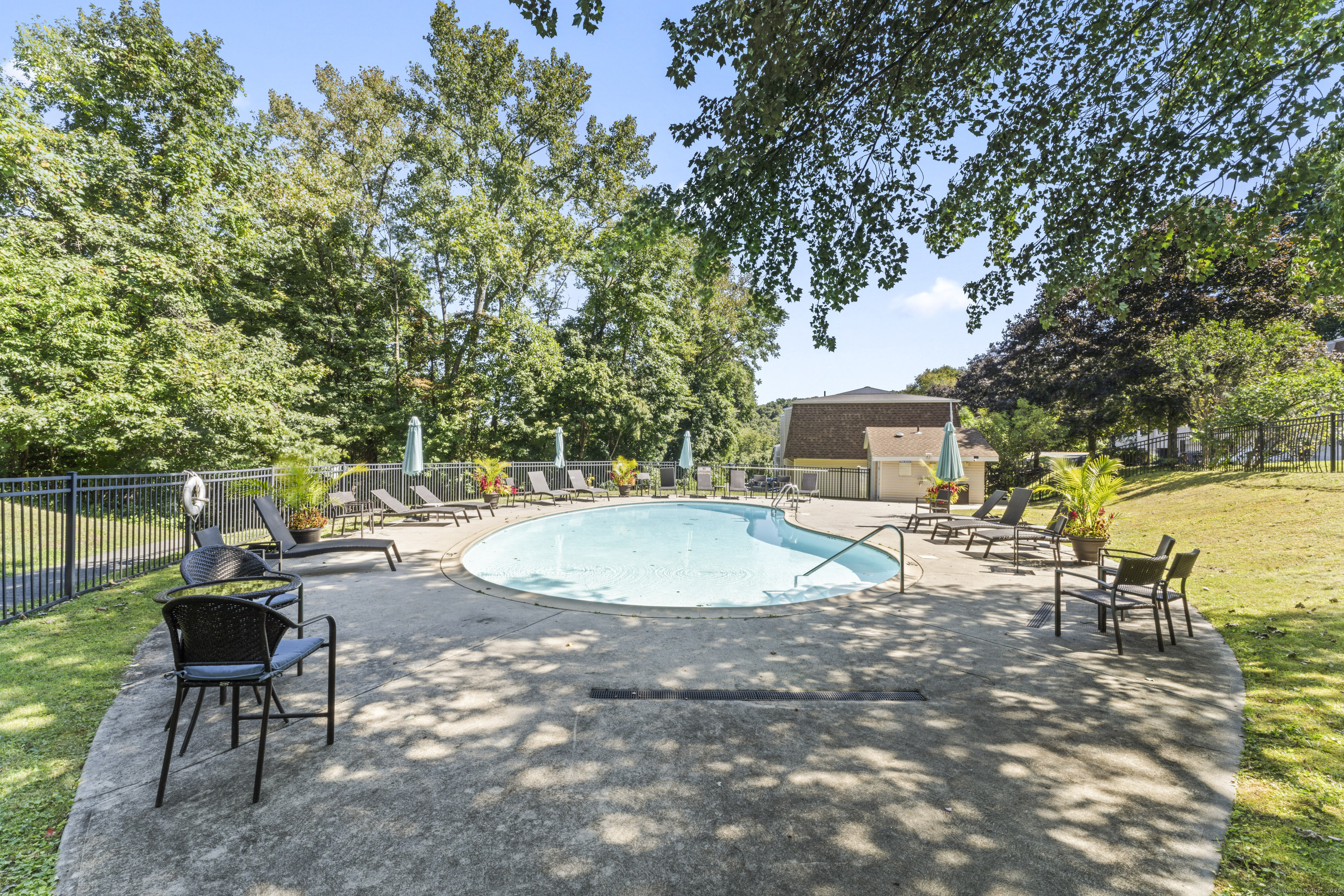 85 Chestnut Street APT G