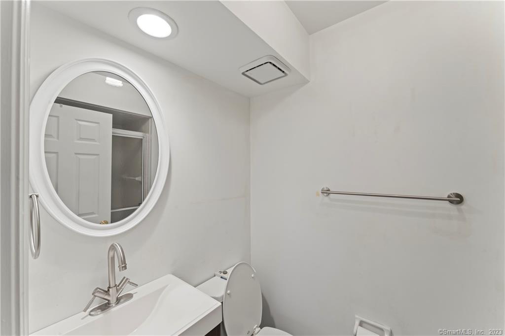 1 East Hayestown Road 47