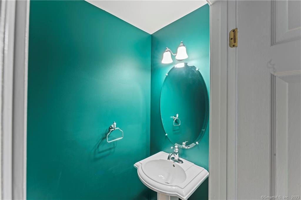 1 East Hayestown Road 47