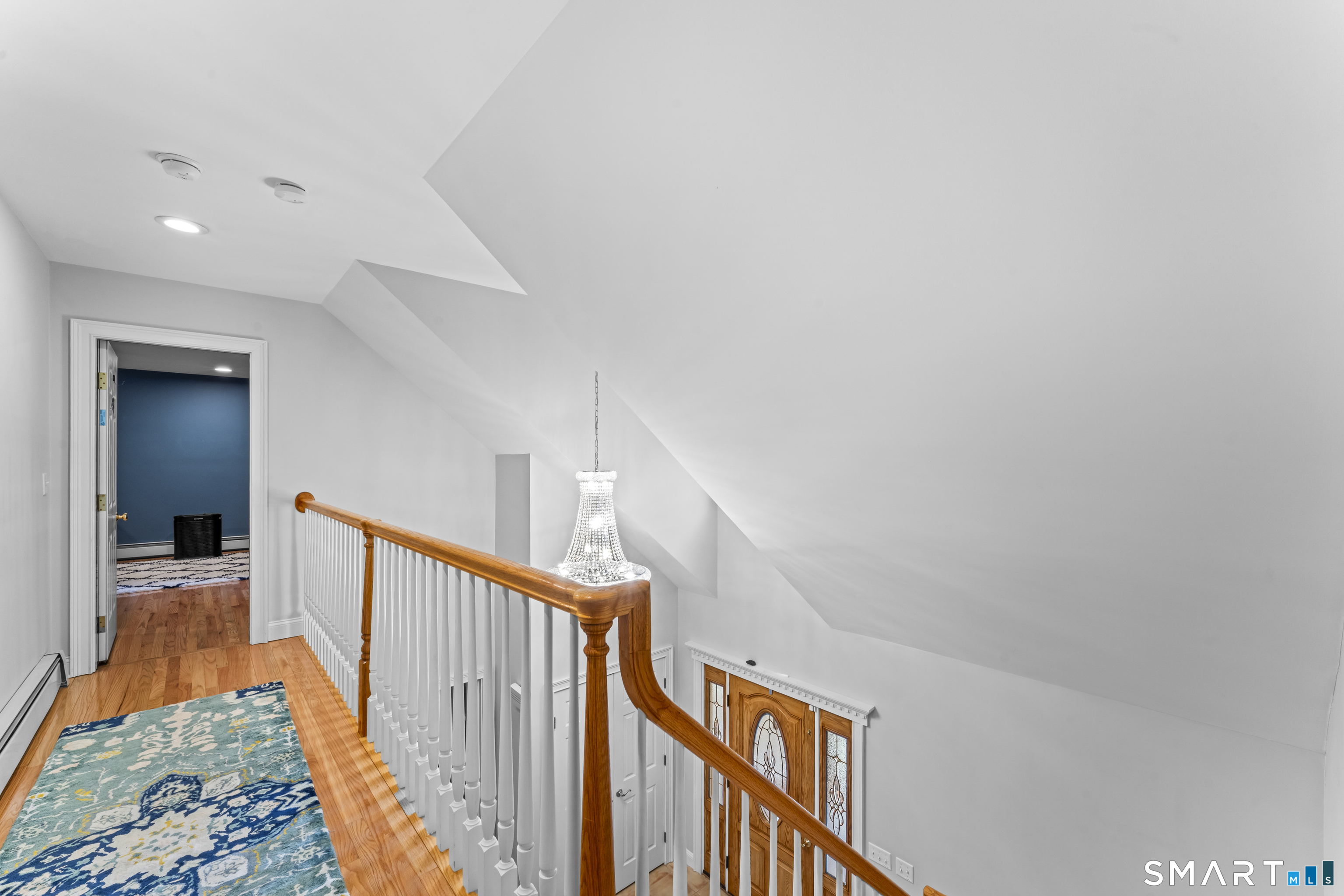 192 North Georges Hill Road